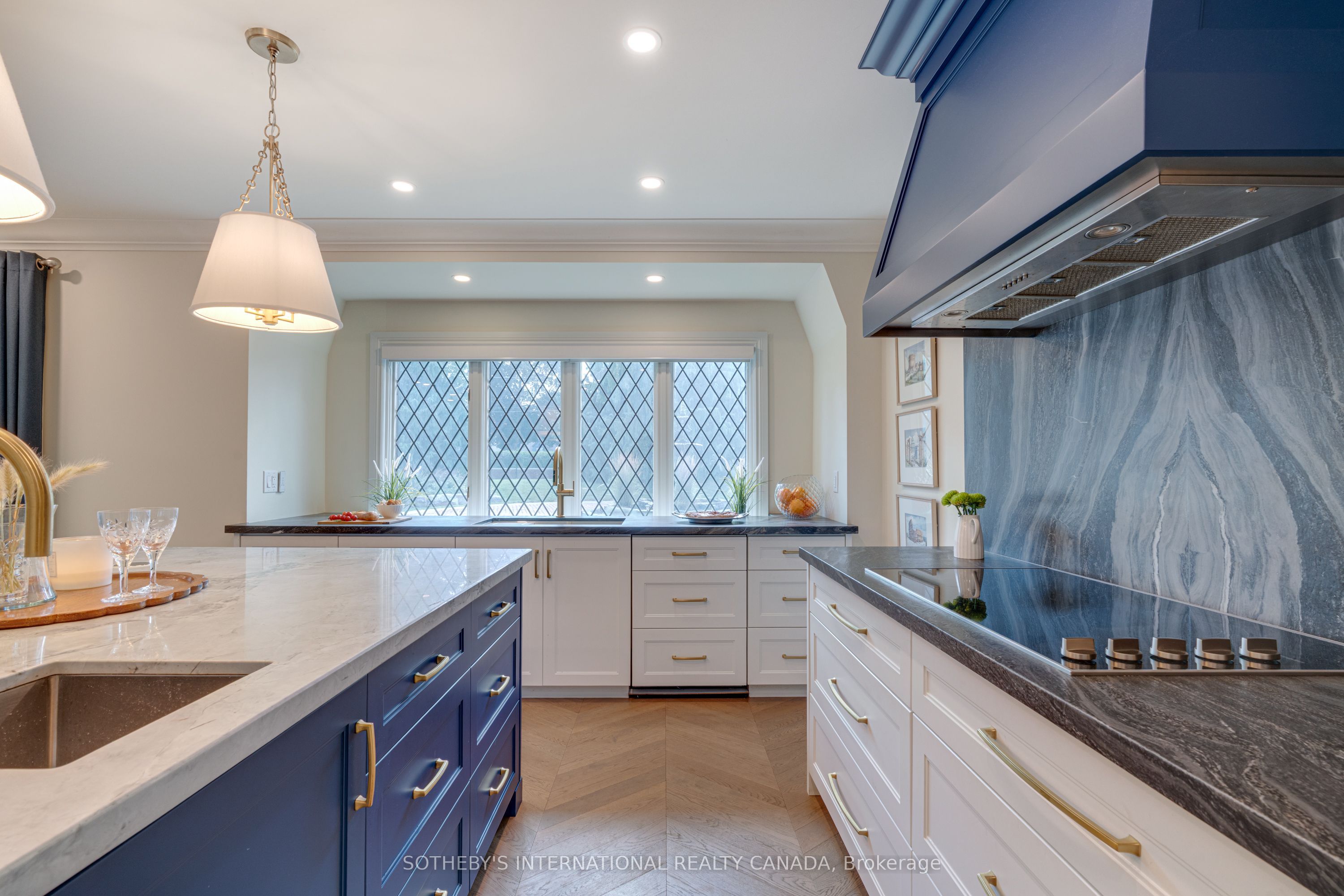 787 Simcoe Street N Property Photo 16