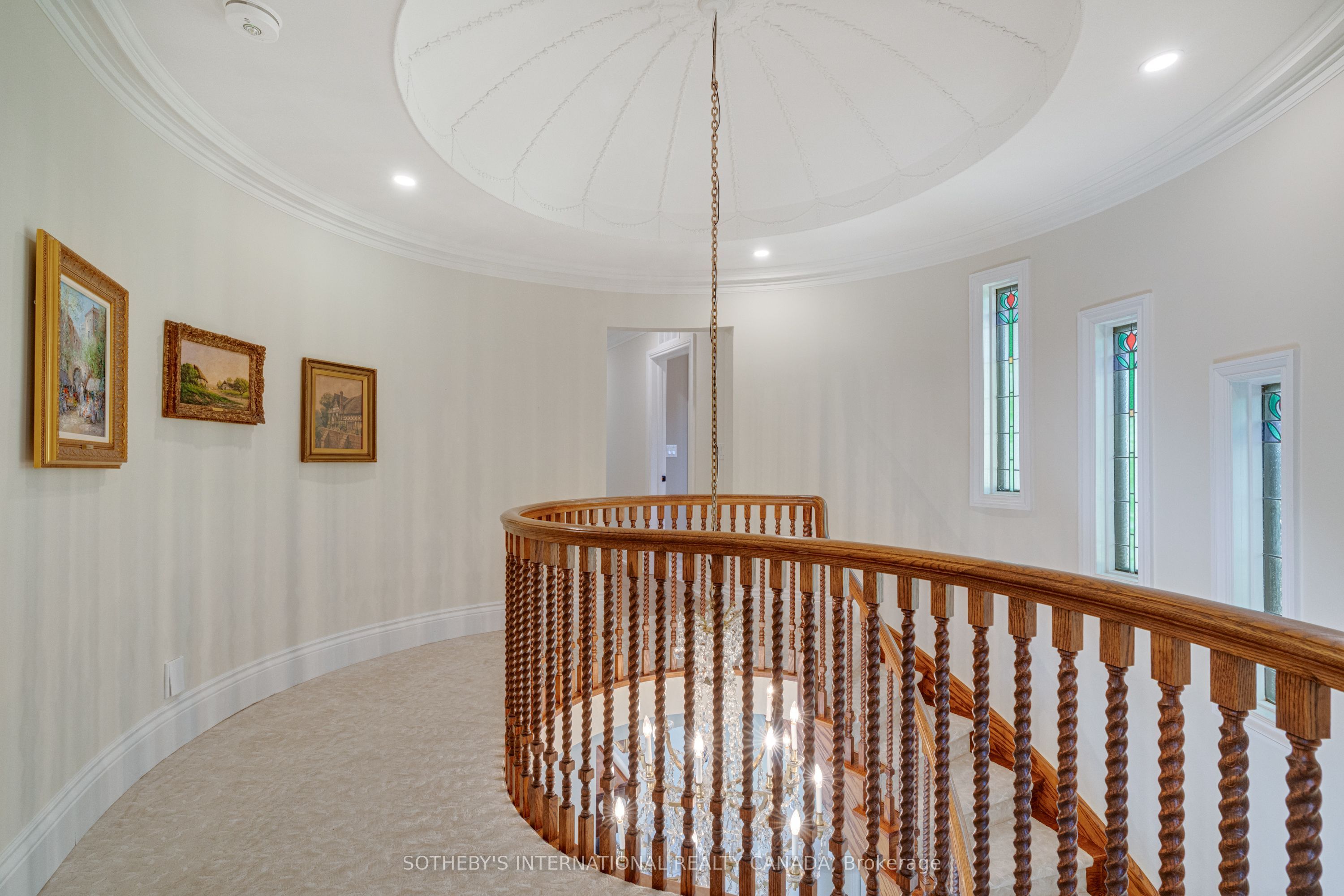 787 Simcoe Street N Property Photo 26