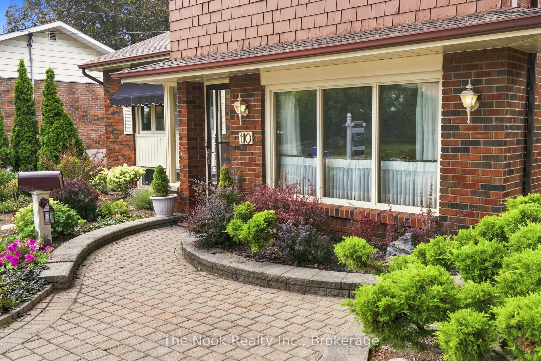 110 Bowman Avenue Property Photo 4