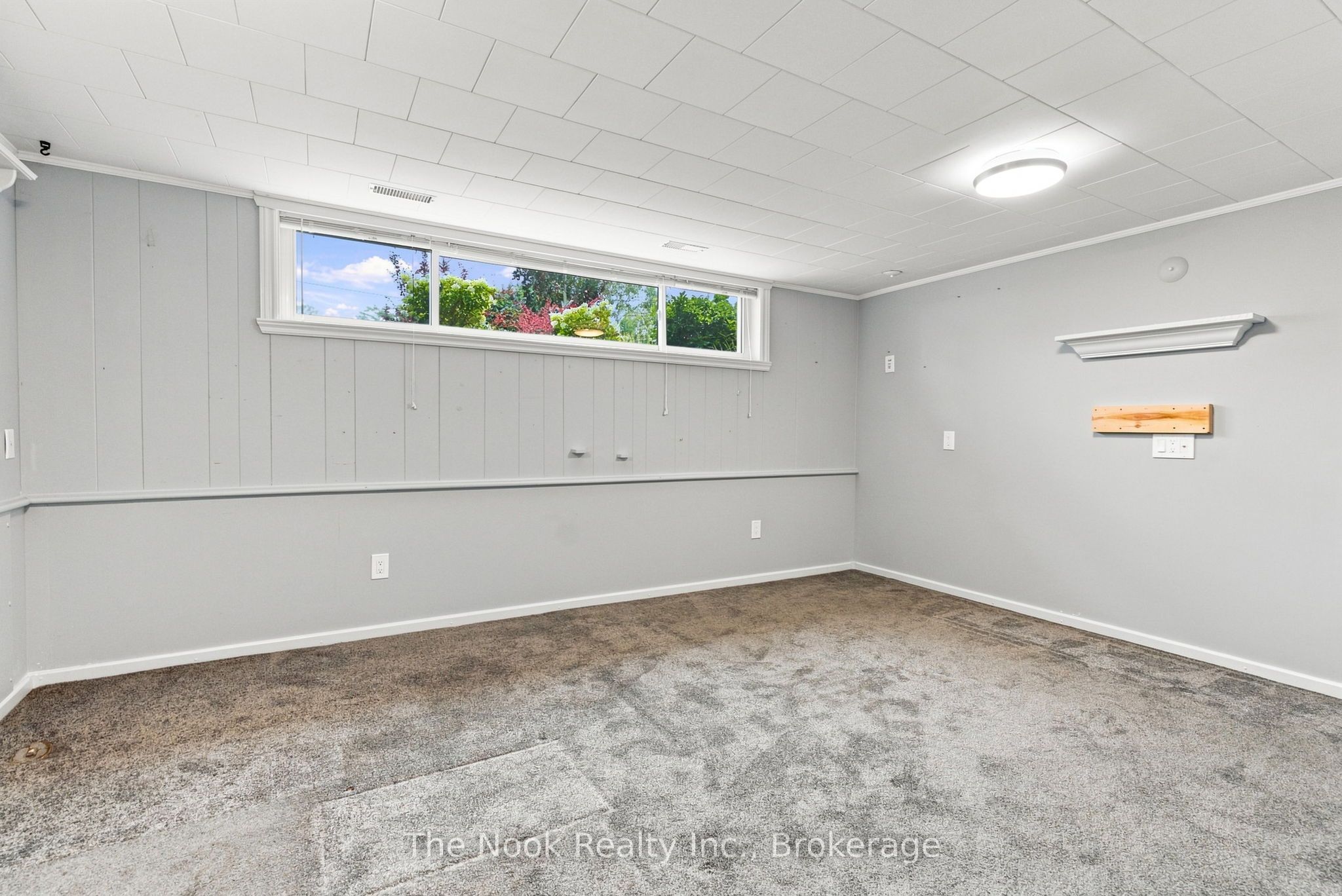 110 Bowman Avenue Property Photo 31