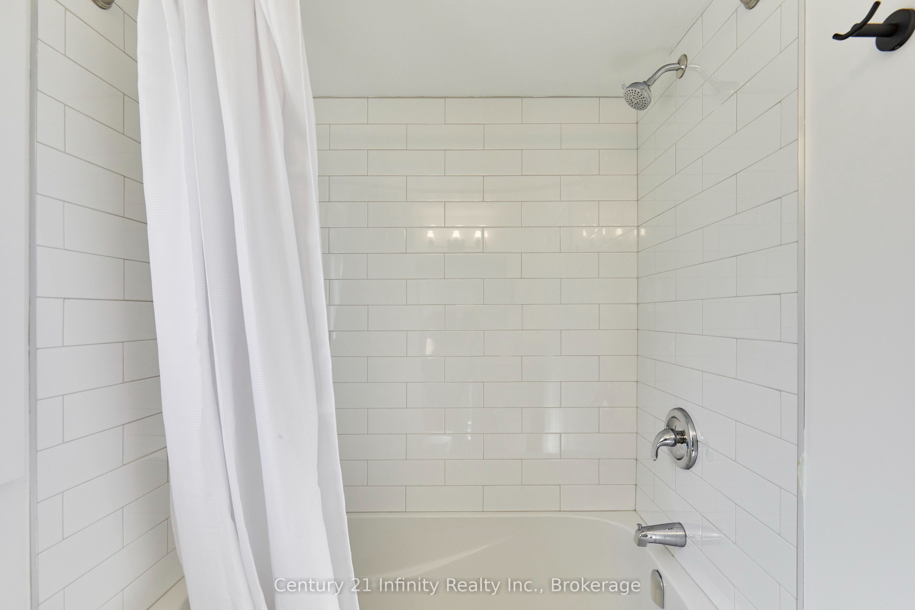 113 Daniels Crescent Property Photo 34
