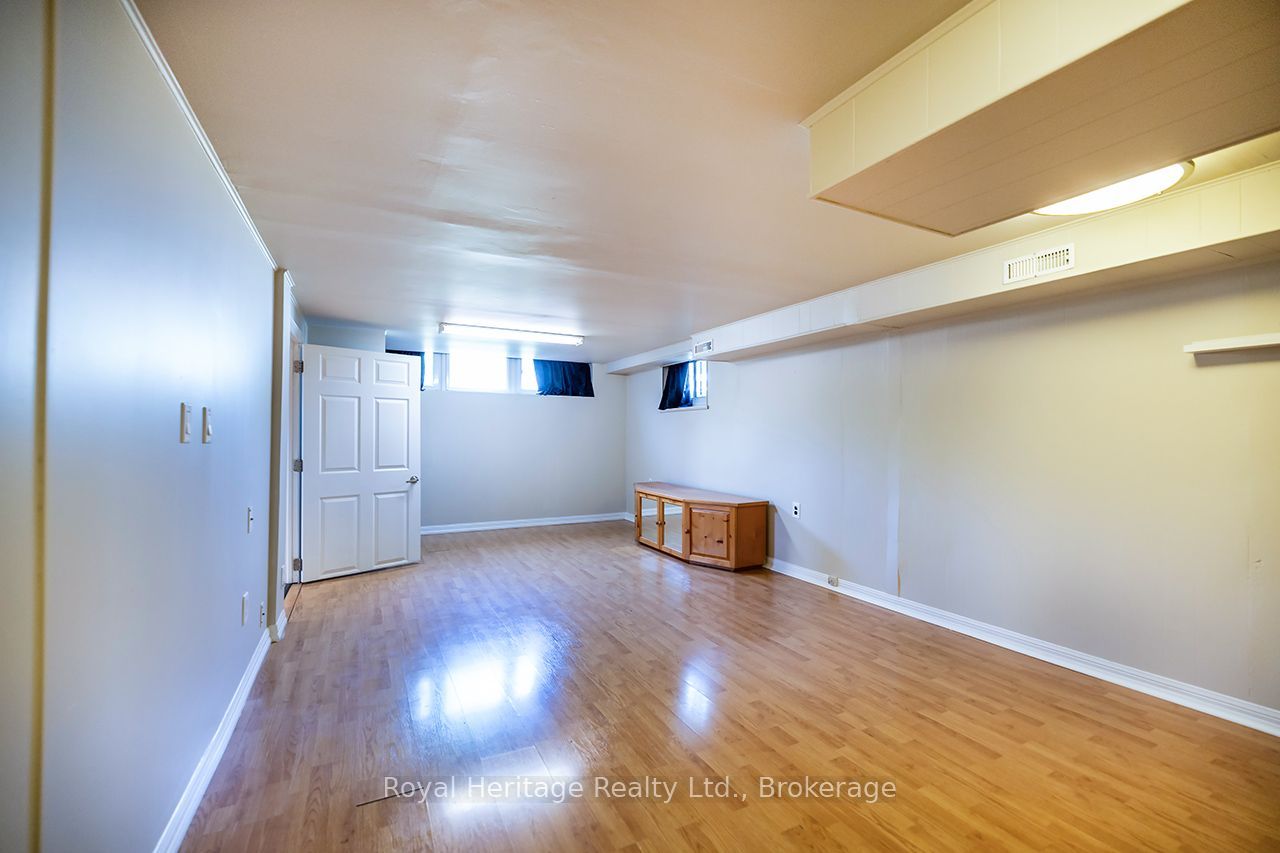 42 Thorncroft Crescent Property Photo 19