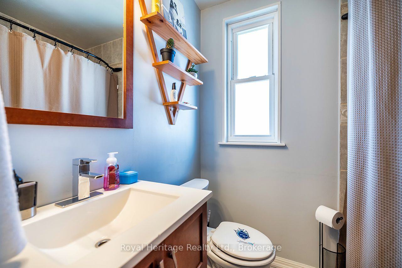 42 Thorncroft Crescent Property Photo 24