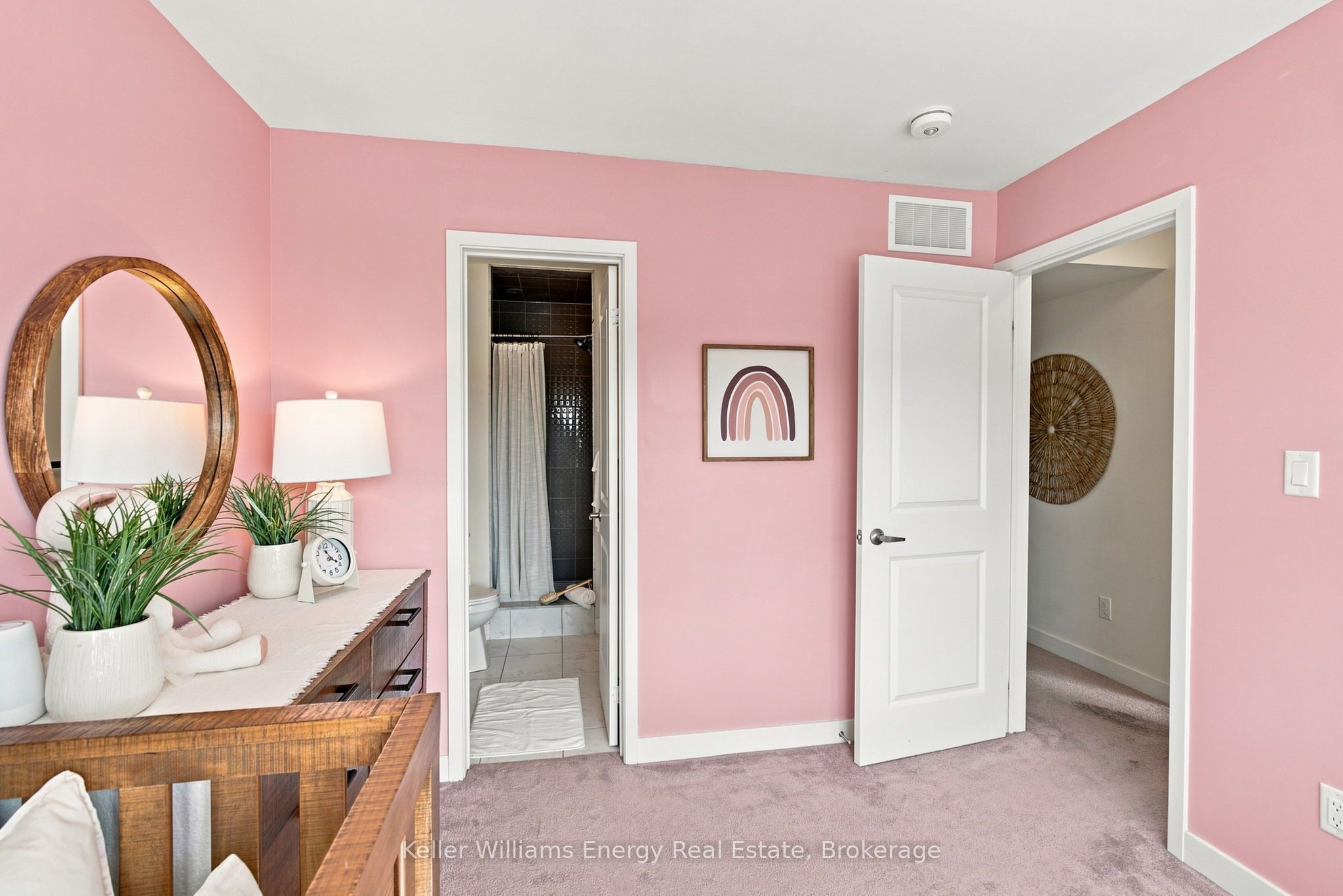 2550 Castlegate Crossing 204 Property Photo 16
