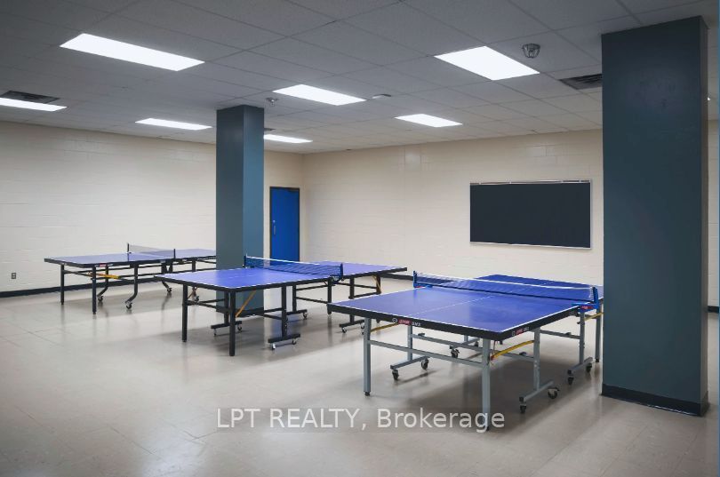 5 Massey Square 2811 Property Photo 38