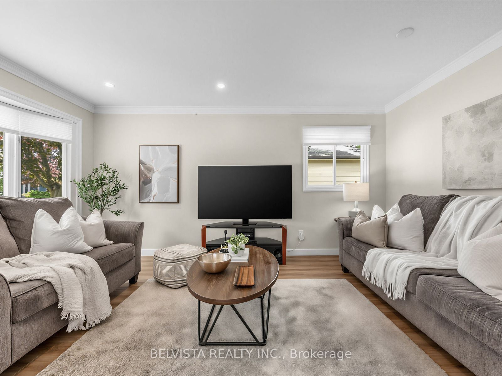 7 Agate Road Property Photo 4