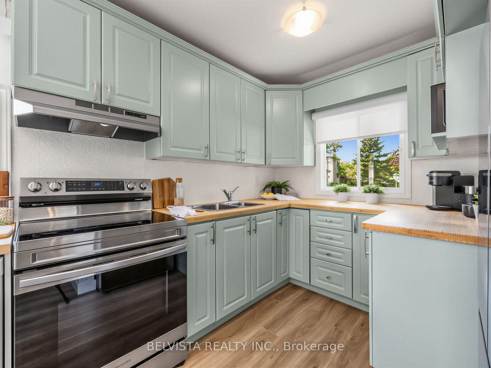 7 Agate Road Property Photo 10