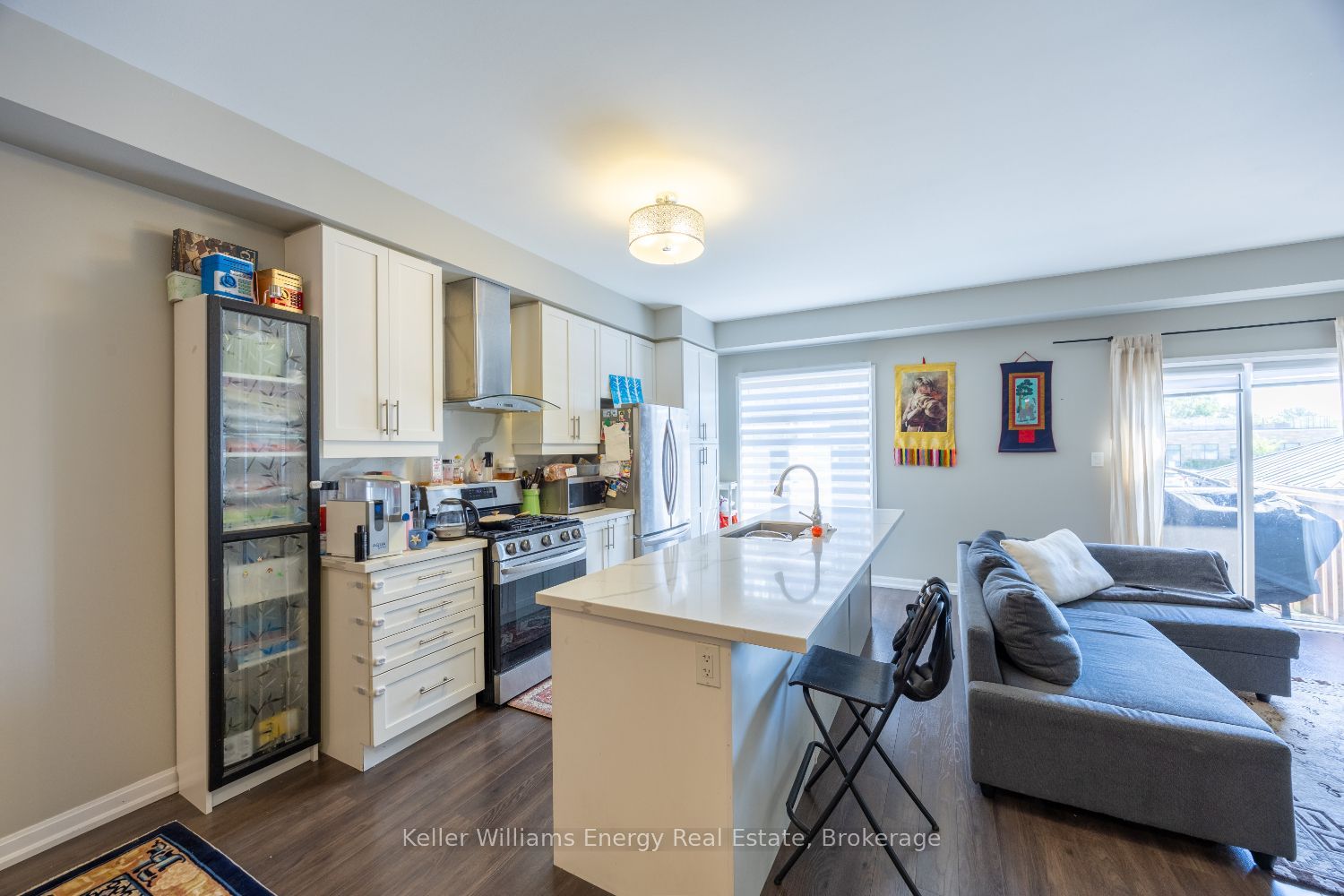 72 Longshore Way Property Photo 4