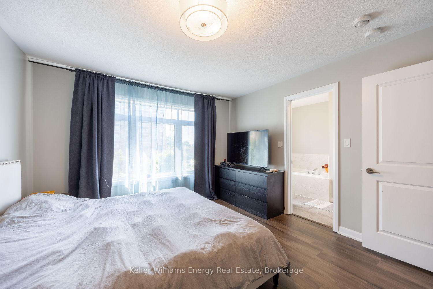 72 Longshore Way Property Photo 10