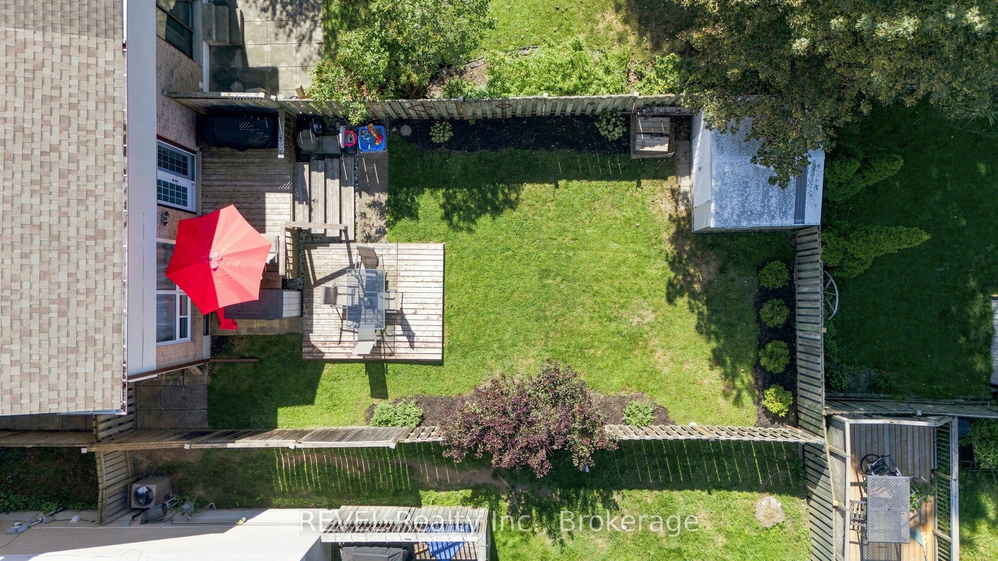 1298 Pinehurst Avenue Property Photo 26
