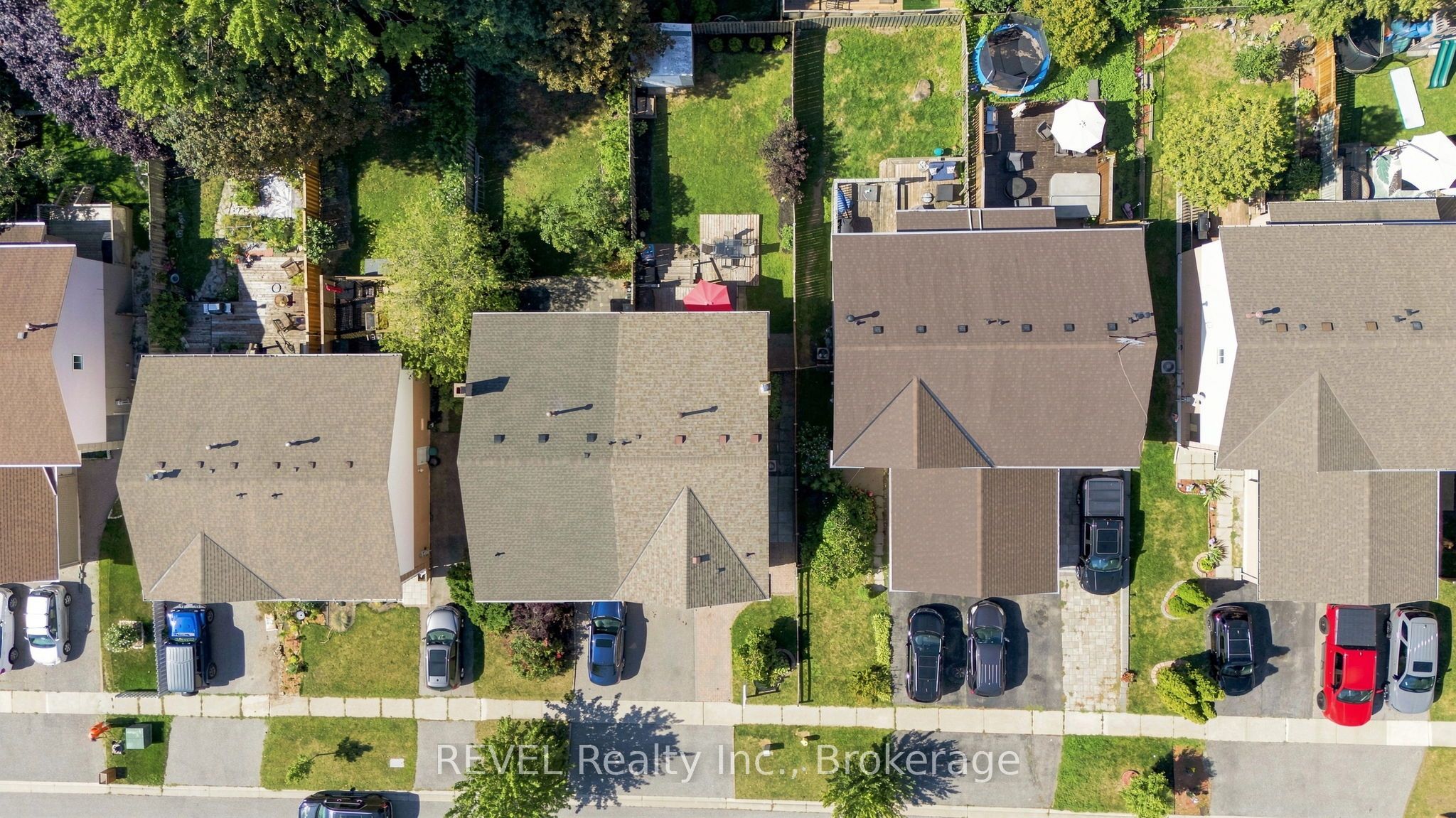 1298 Pinehurst Avenue Property Photo 27