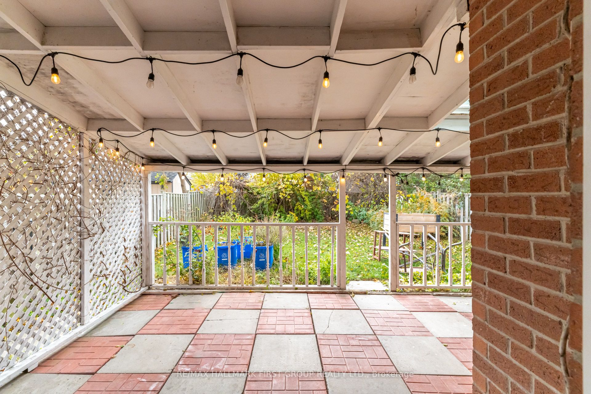 30 Stockbridge Crescent Property Photo 14