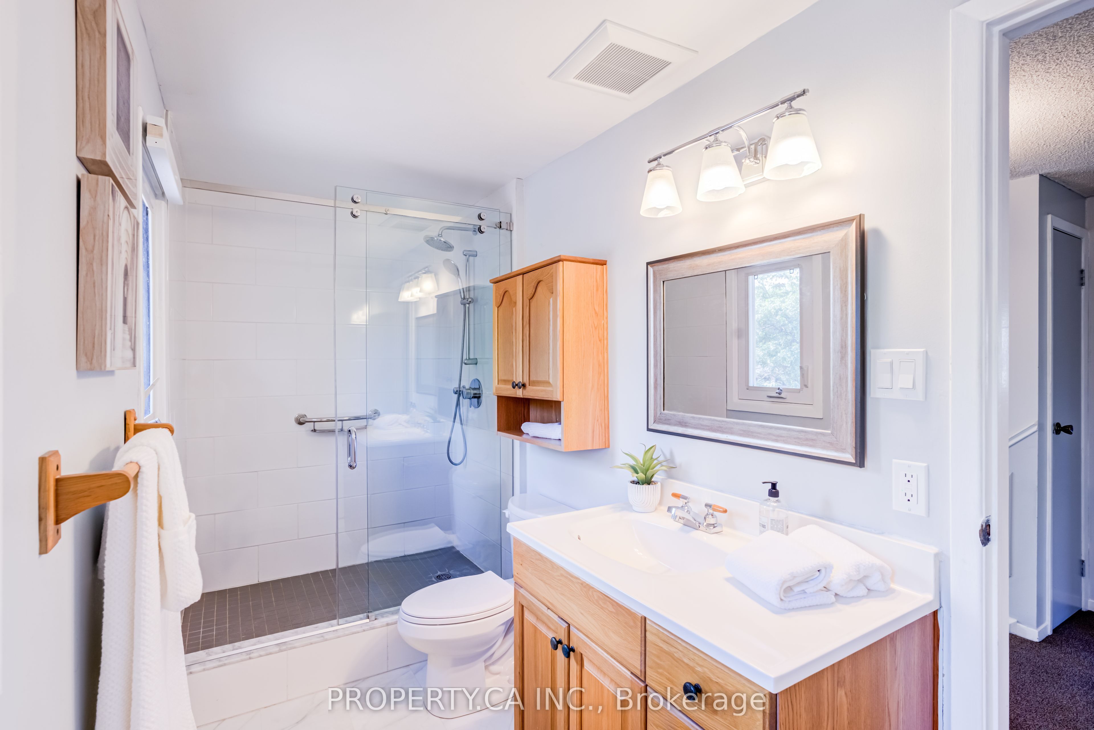 1 Latham Court Property Photo 25