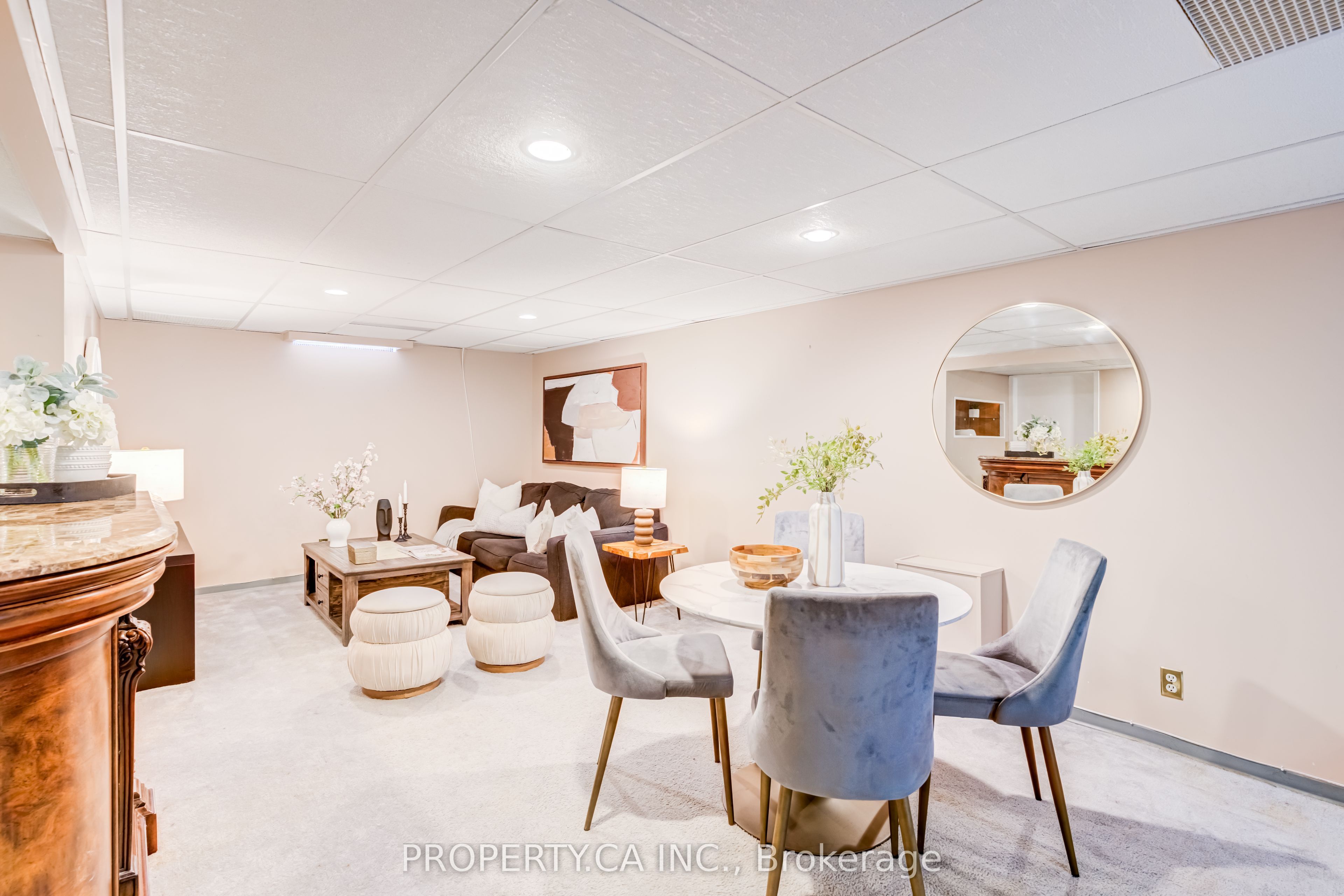 1 Latham Court Property Photo 28