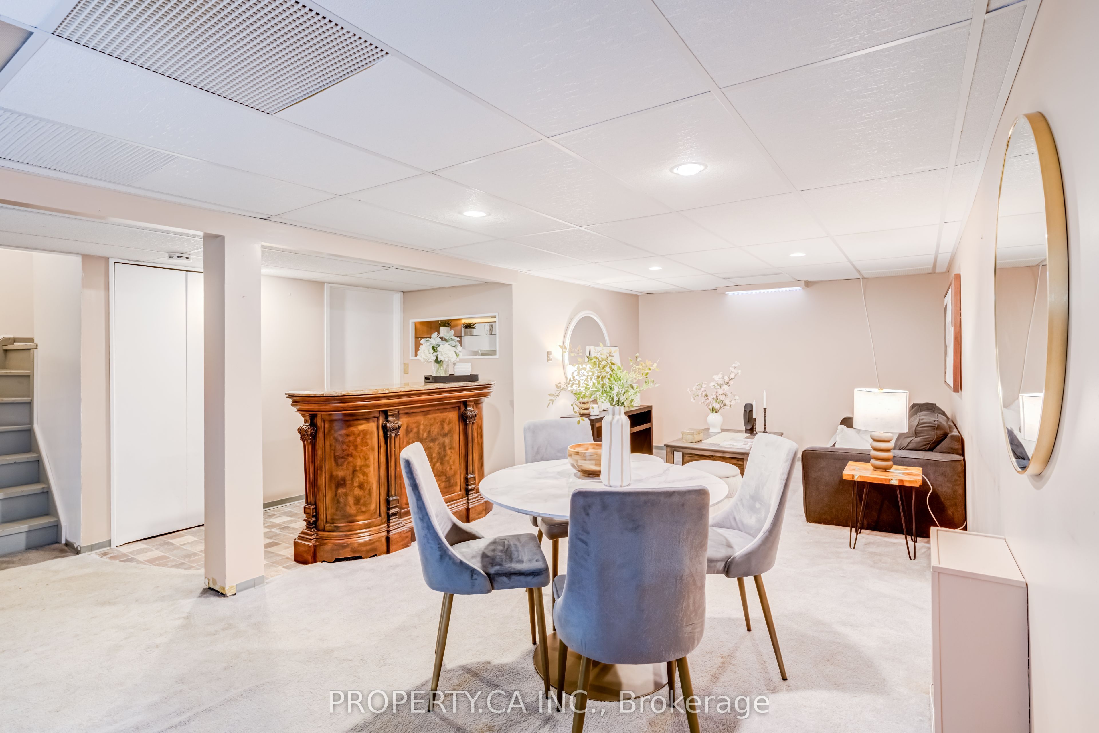 1 Latham Court Property Photo 29