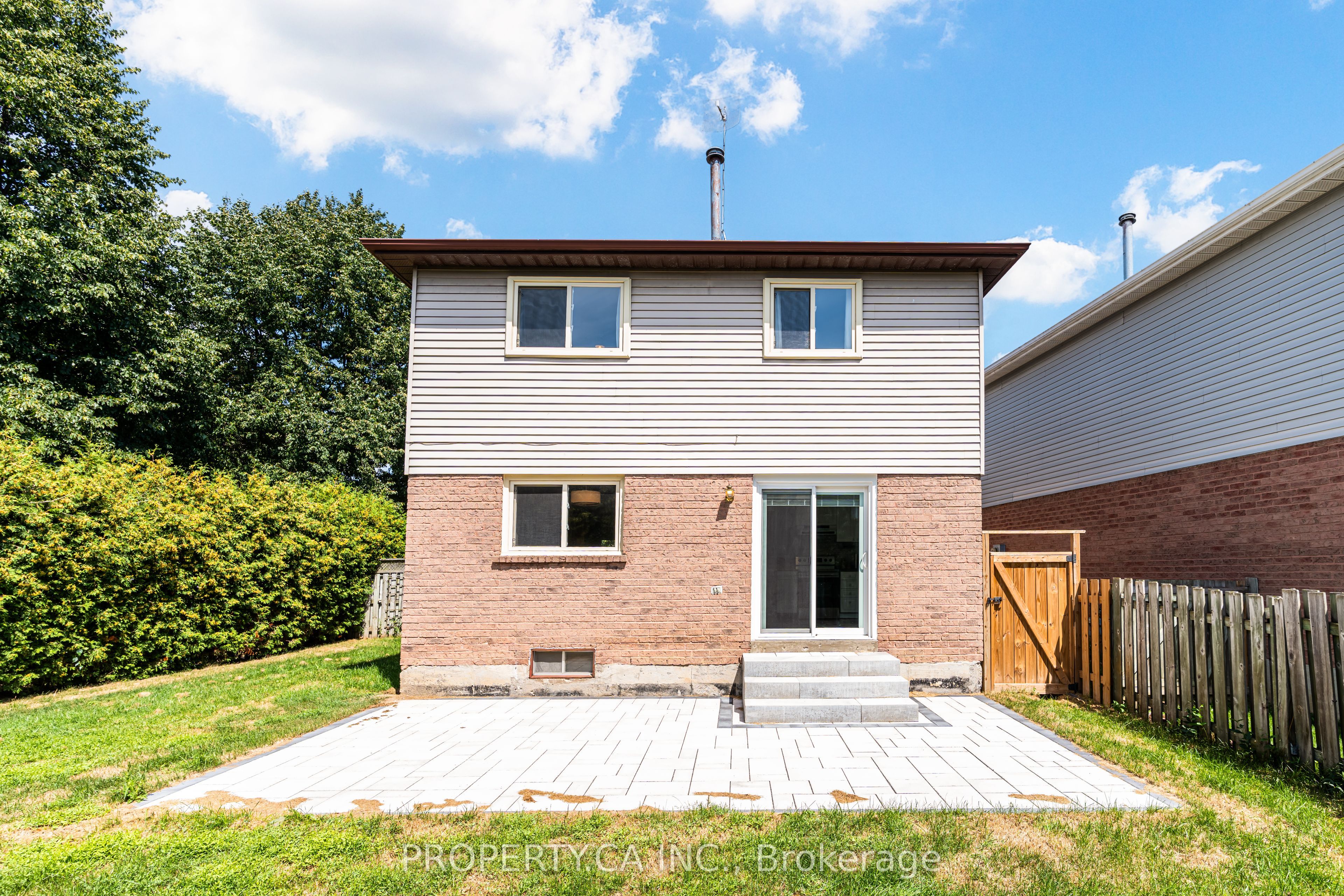 1 Latham Court Property Photo 34