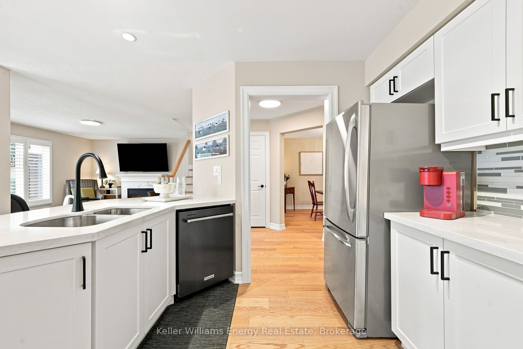 442 Meadow Street Property Photo 7