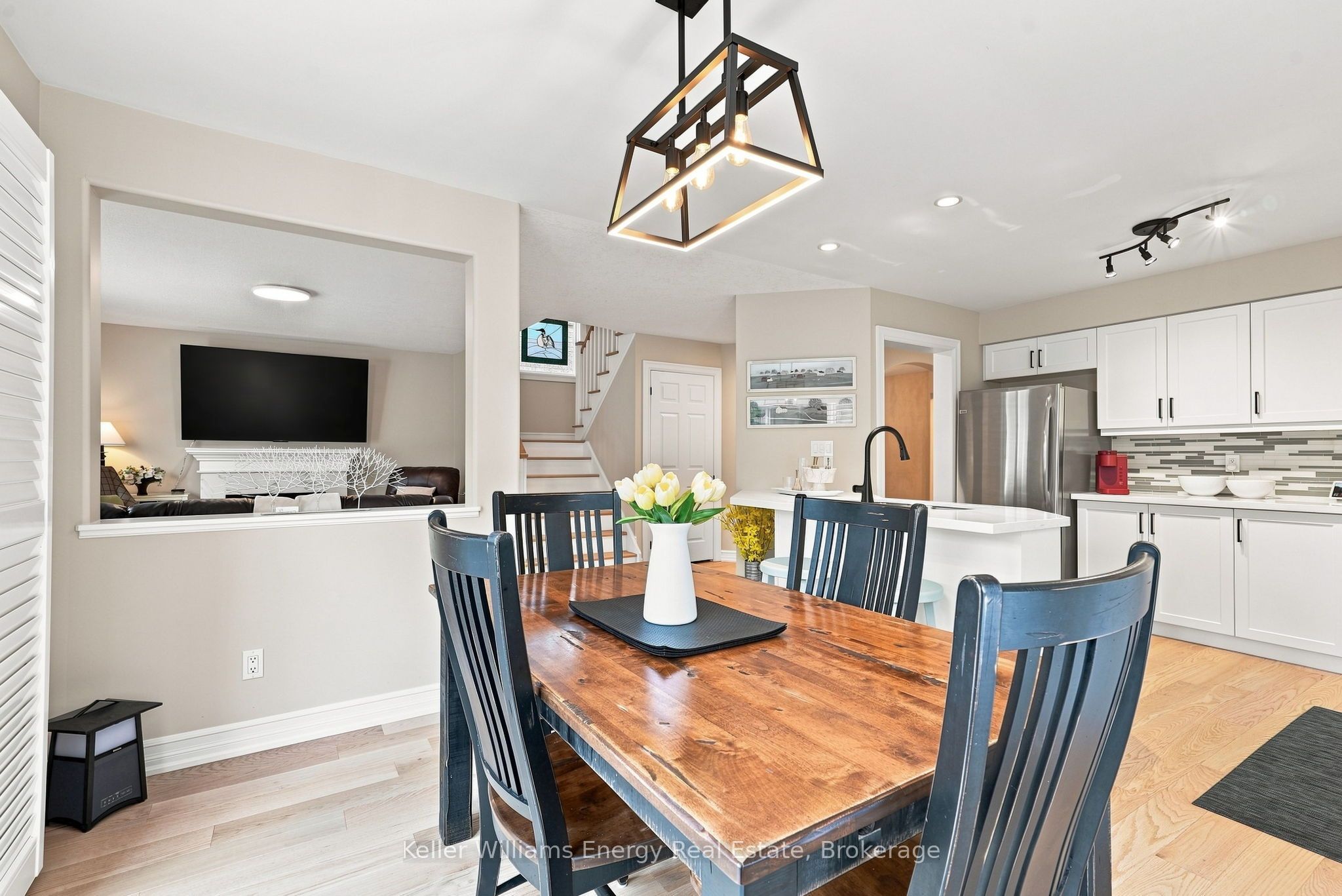 442 Meadow Street Property Photo 10
