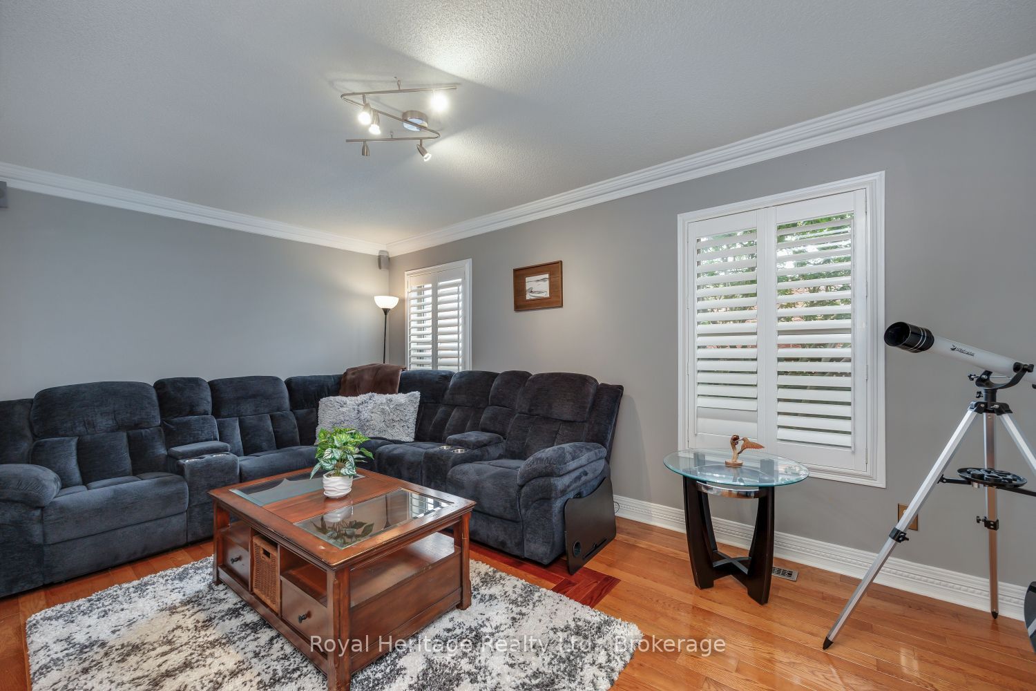 455 Ormond Drive Property Photo 22
