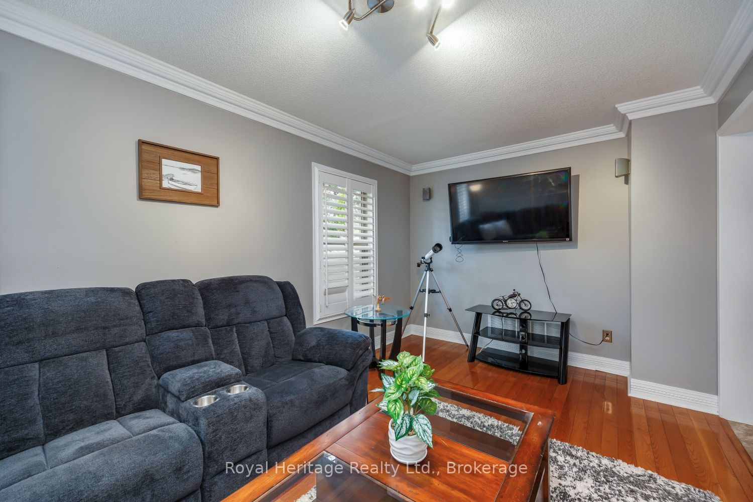 455 Ormond Drive Property Photo 23
