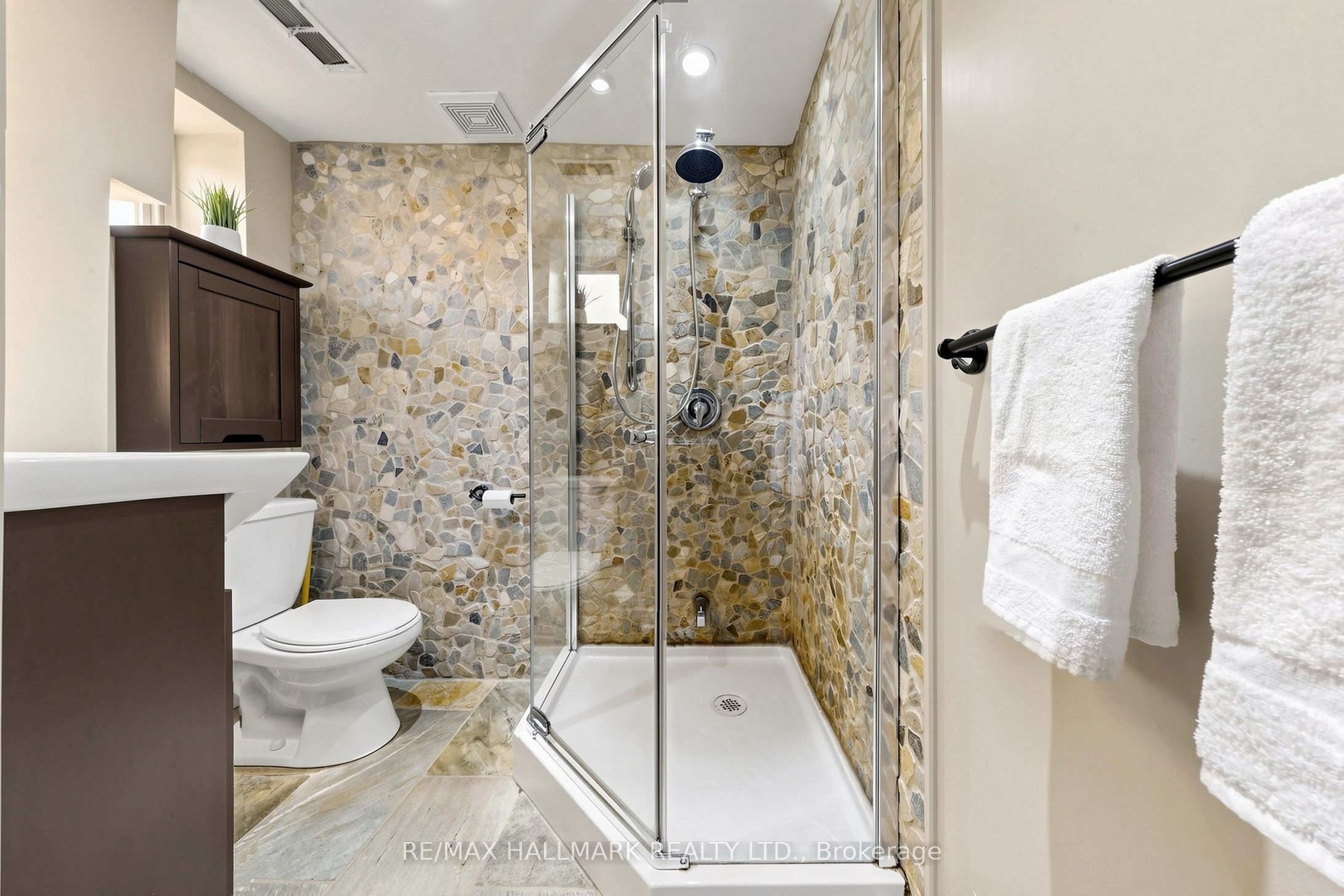 47 Glenmore Road Property Photo 32