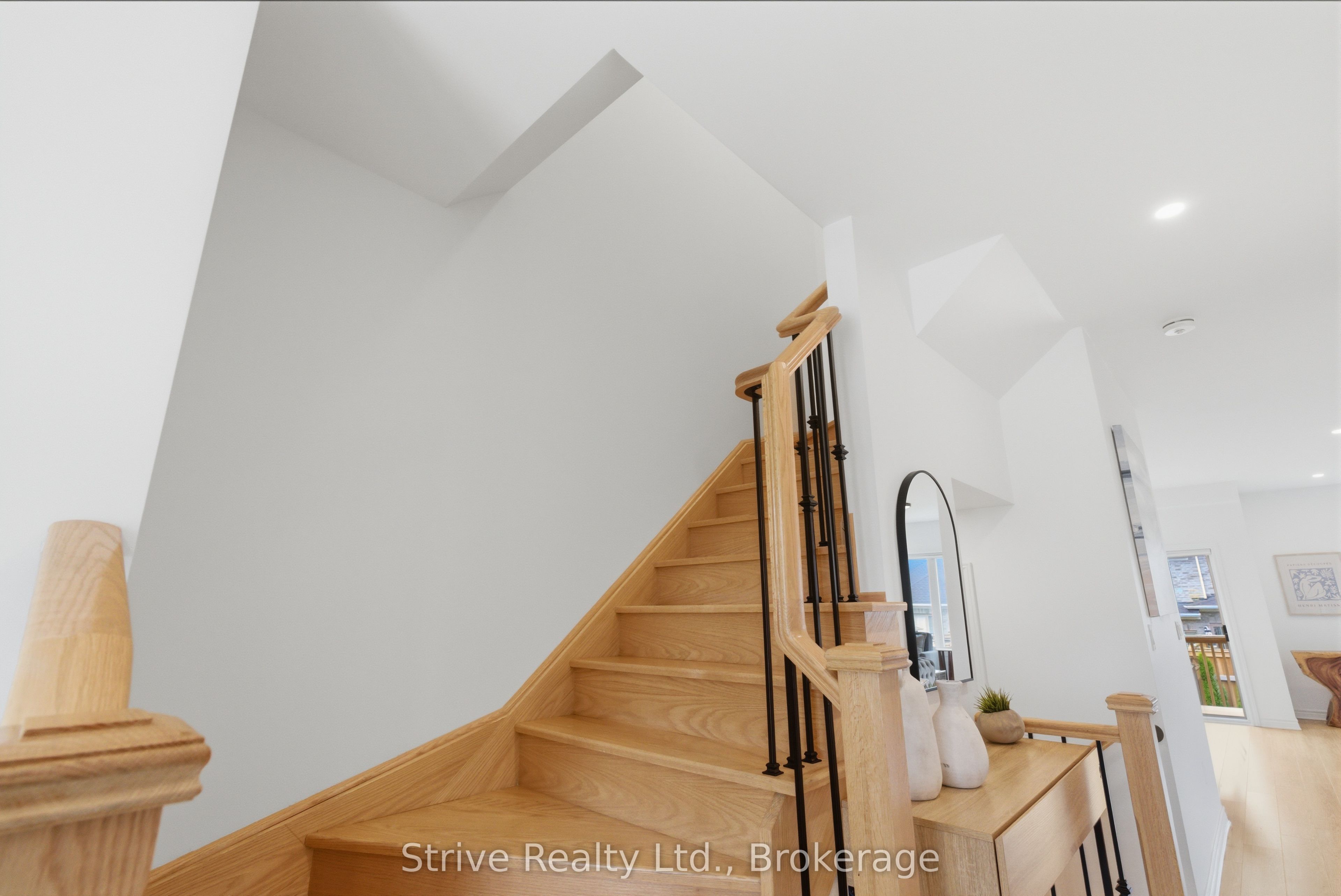 31 Southampton Street Property Photo 33