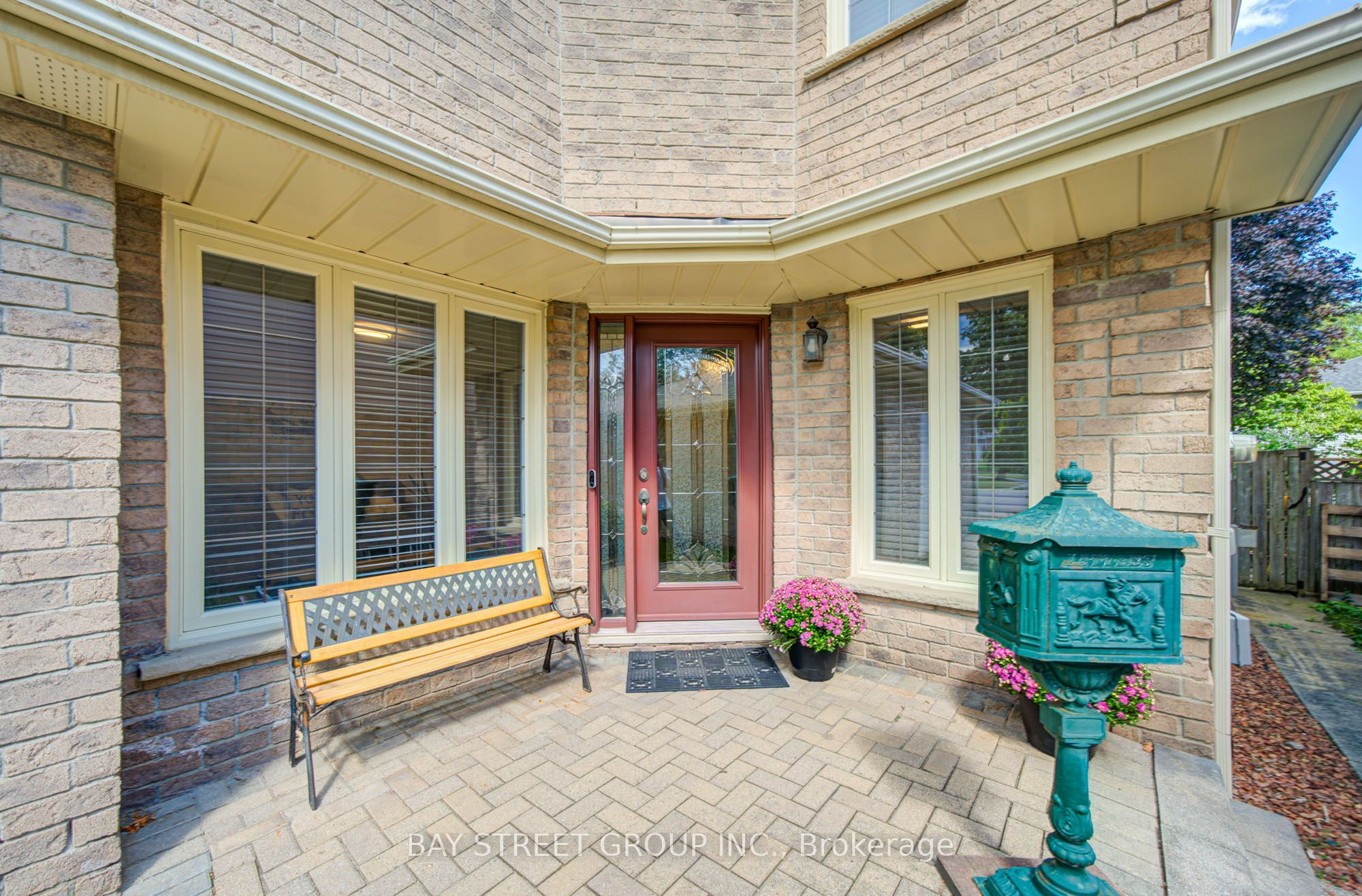 10 Hemingford Place Property Photo 6