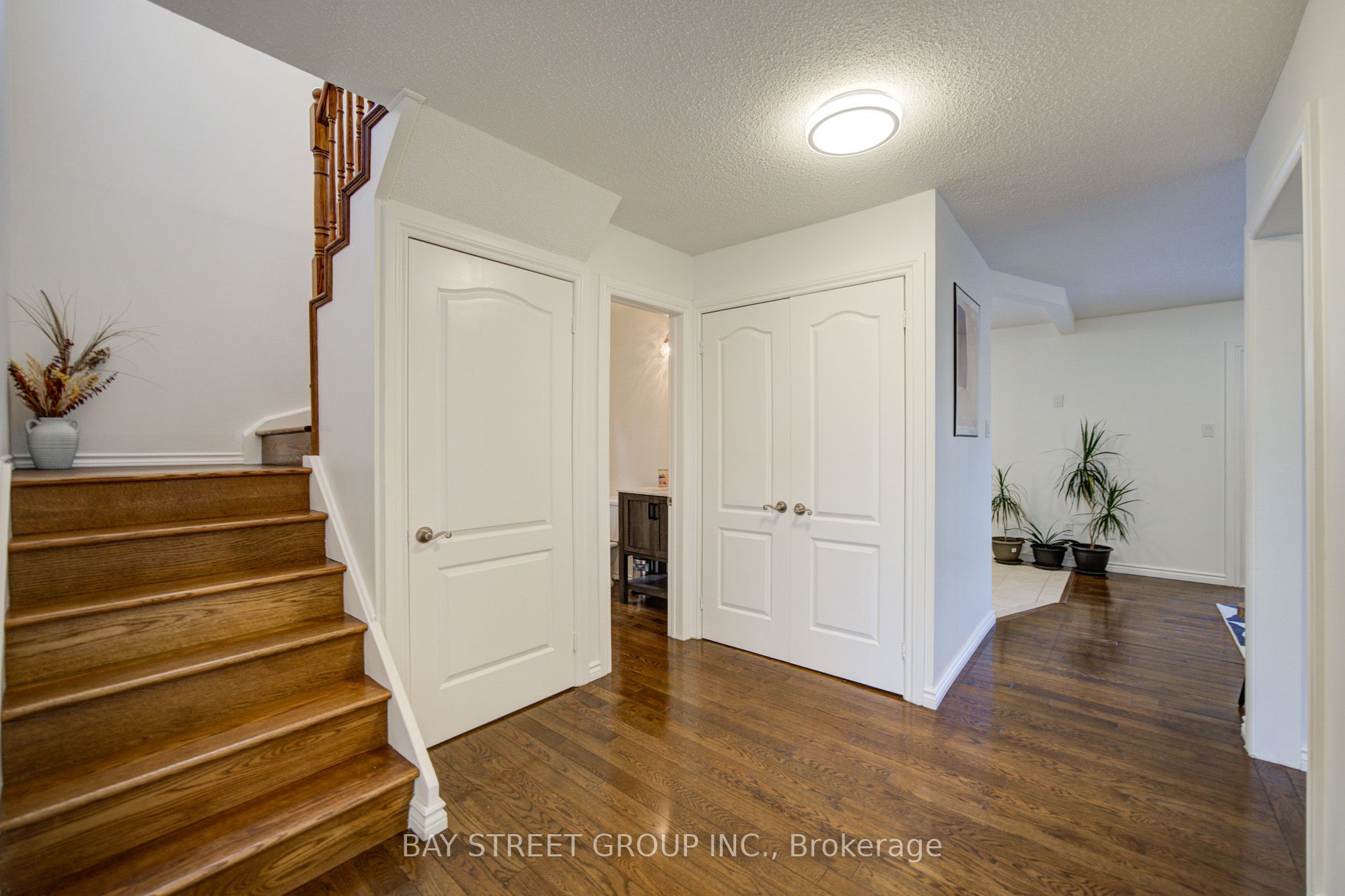 10 Hemingford Place Property Photo 11