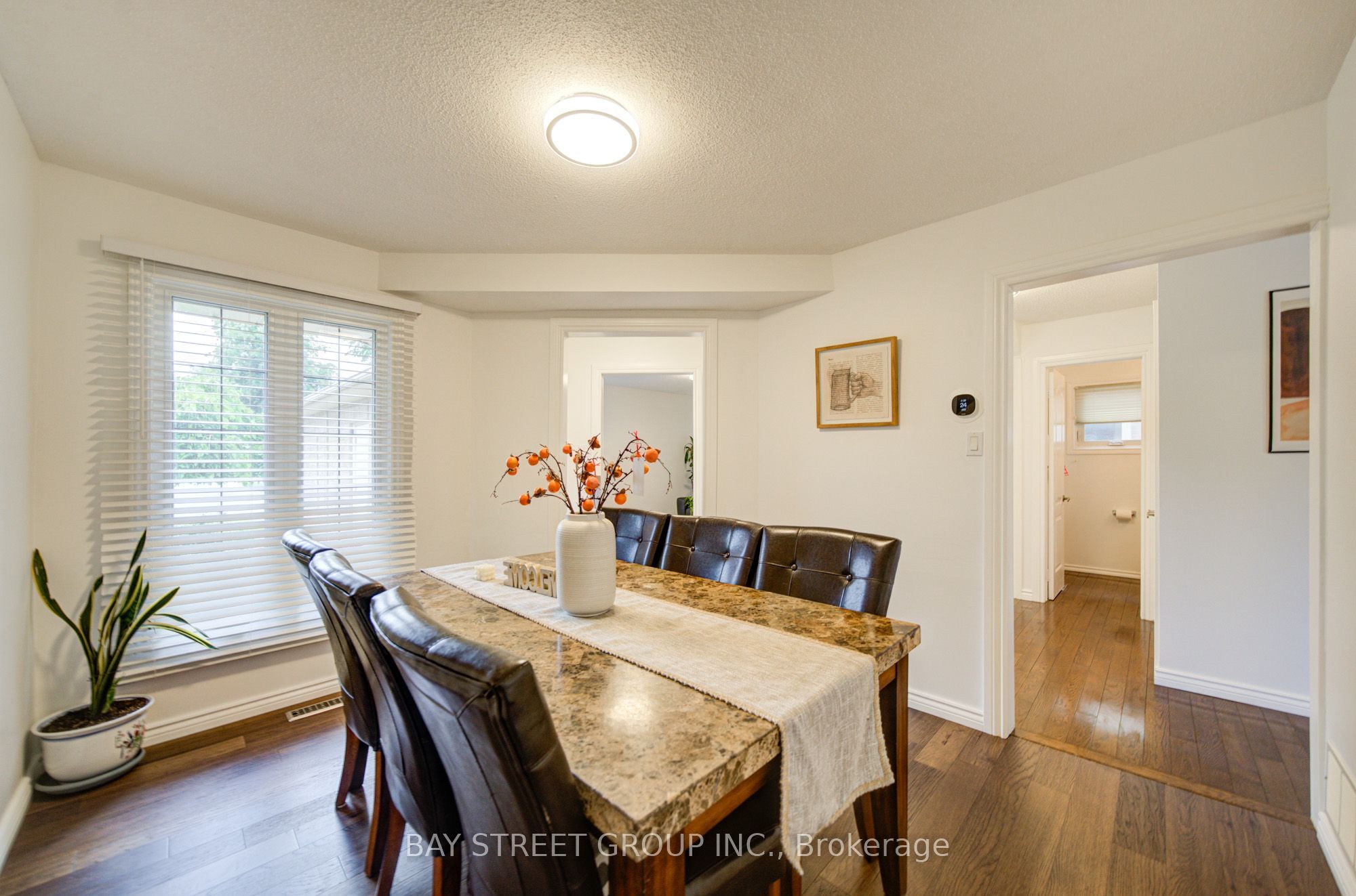 10 Hemingford Place Property Photo 16
