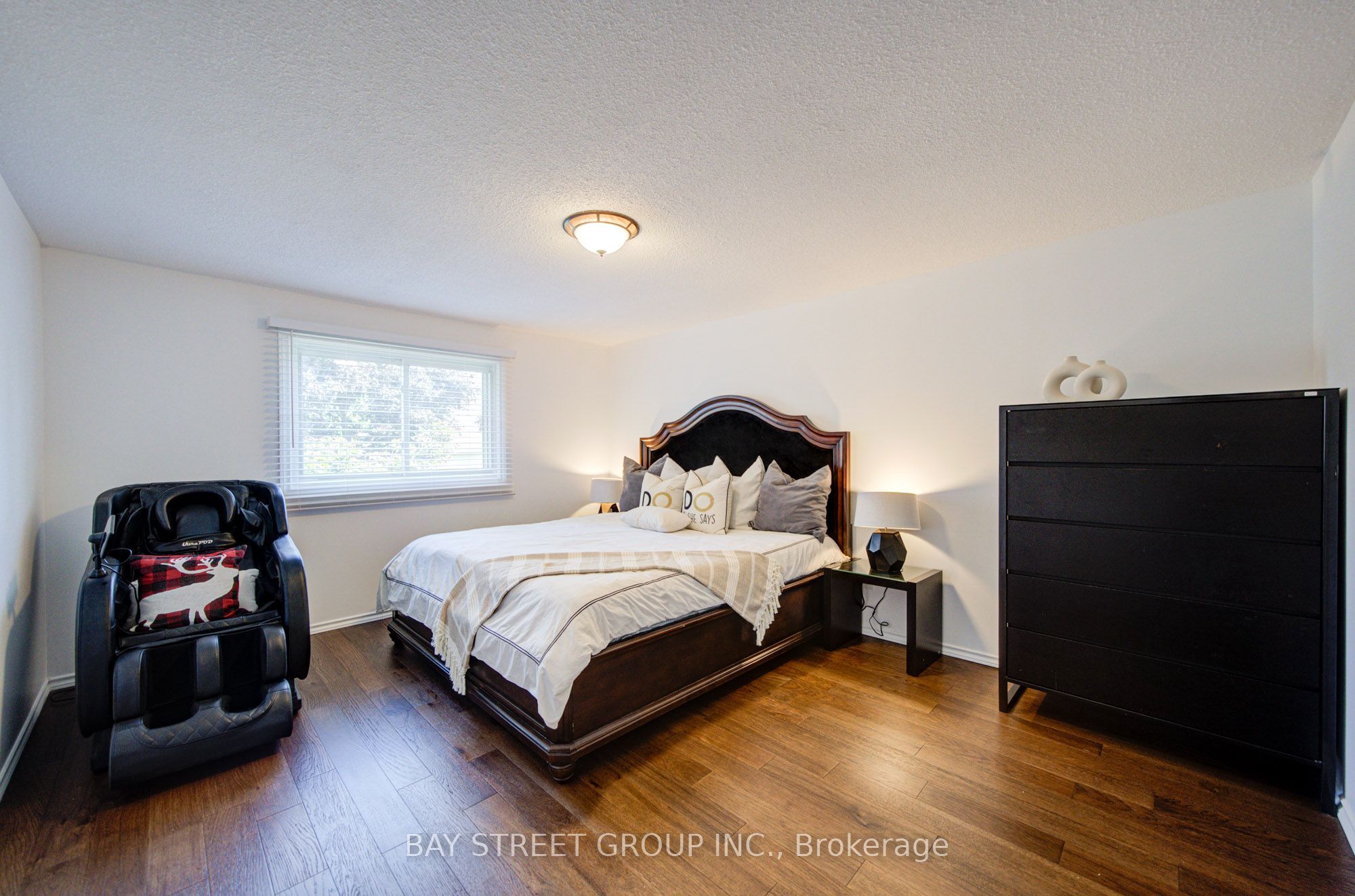 10 Hemingford Place Property Photo 22