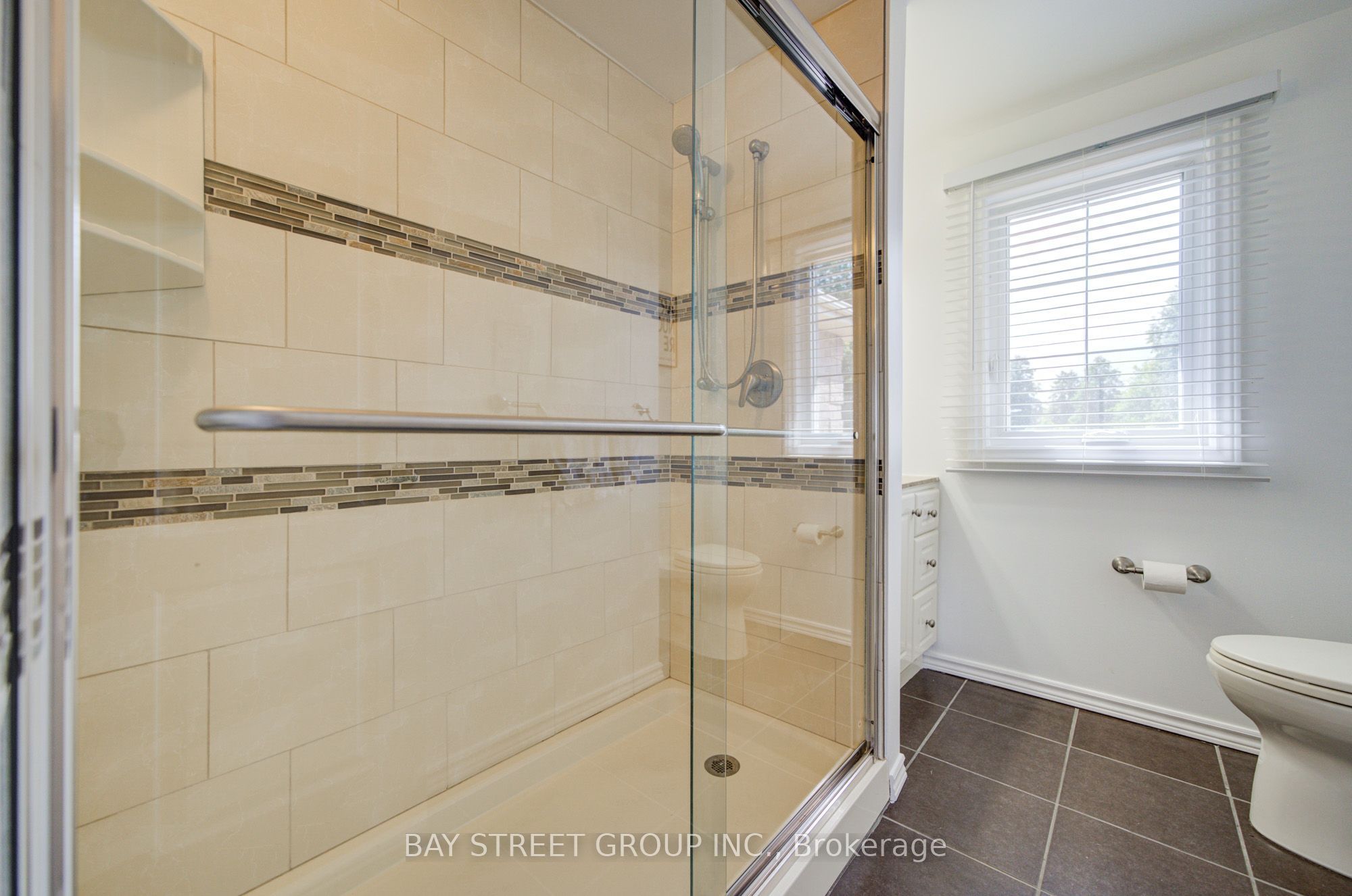 10 Hemingford Place Property Photo 25