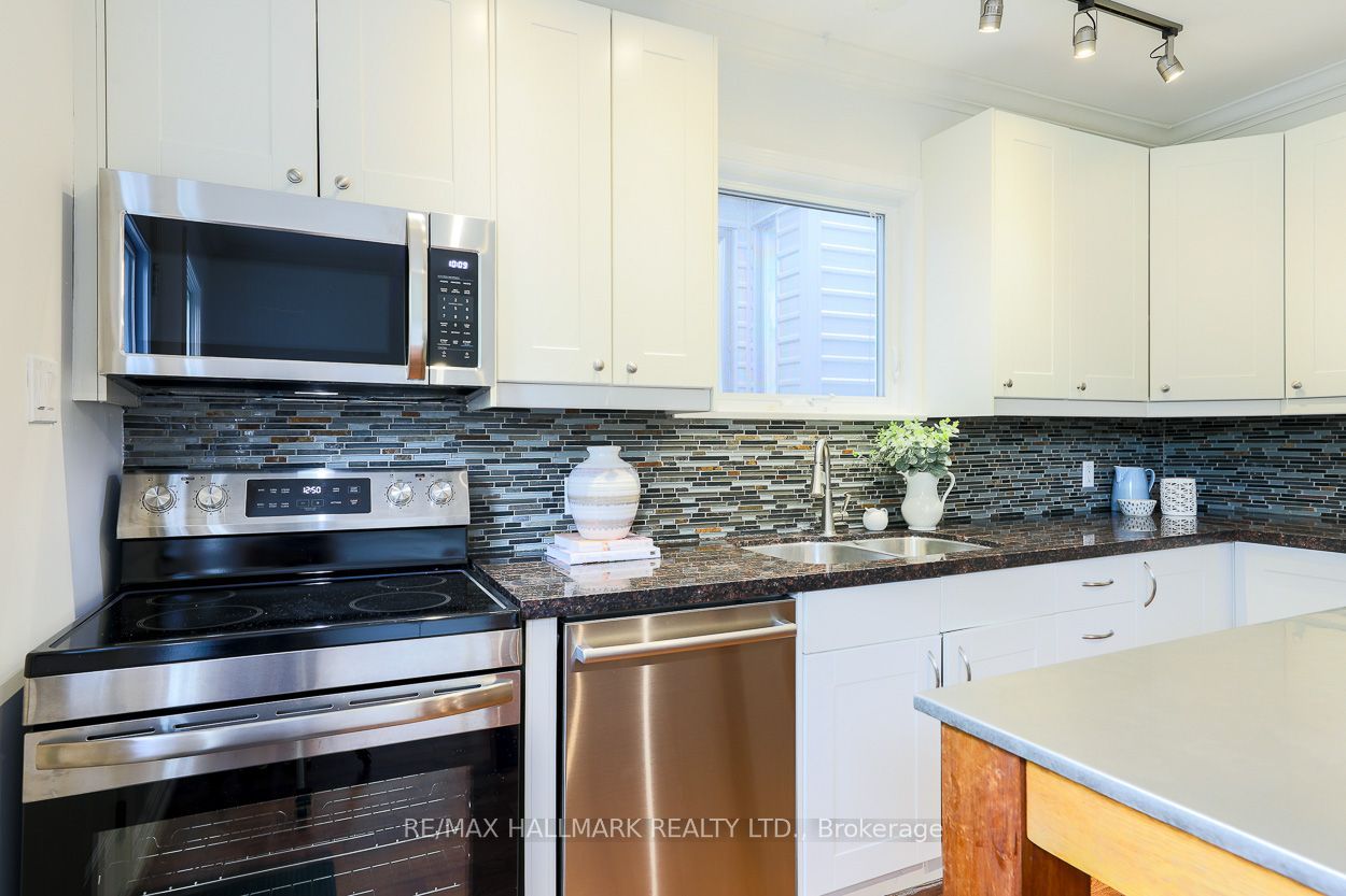 38 Boultbee Avenue Property Photo 9