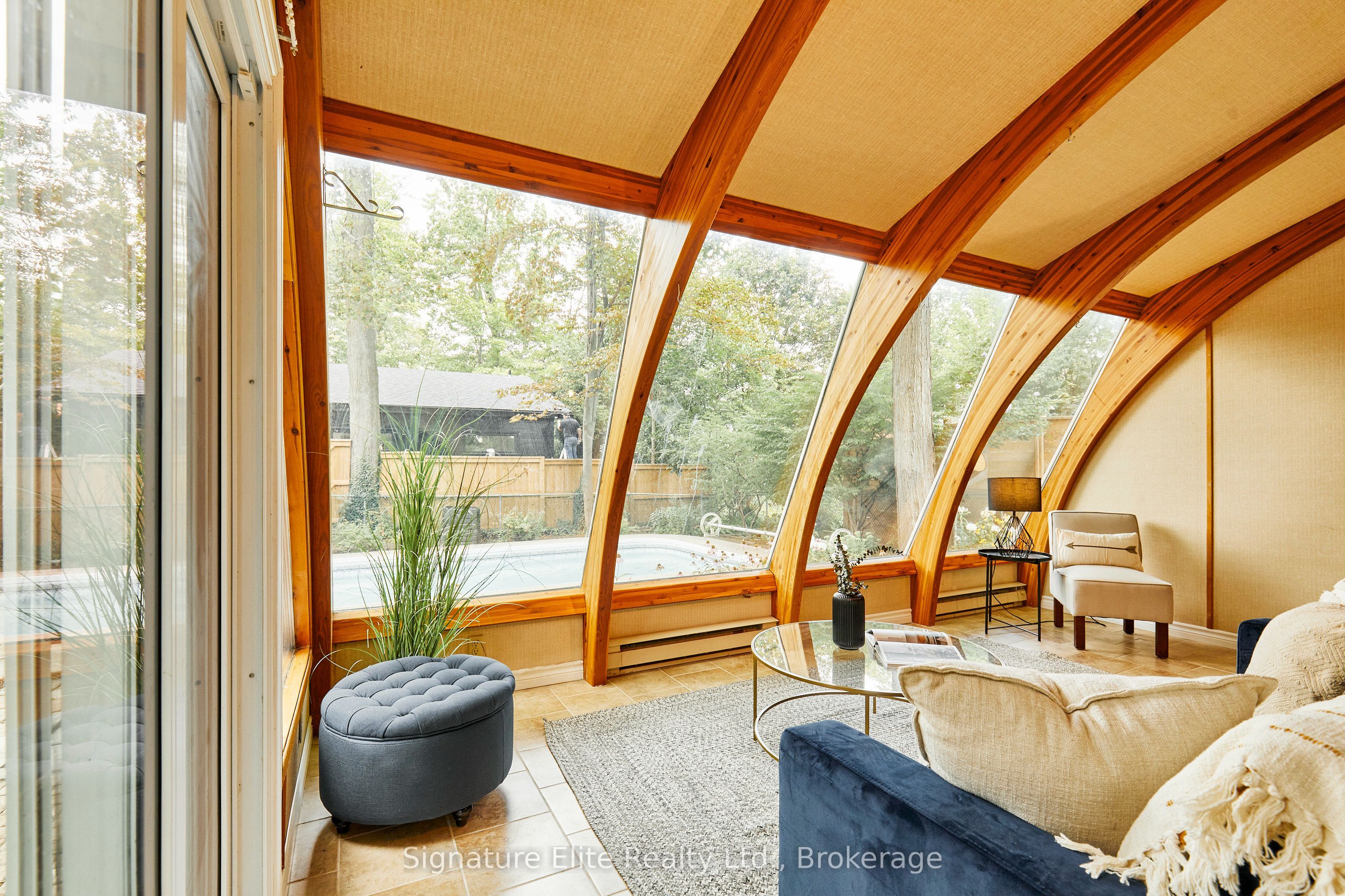 7 Lyncroft Drive Property Photo 4