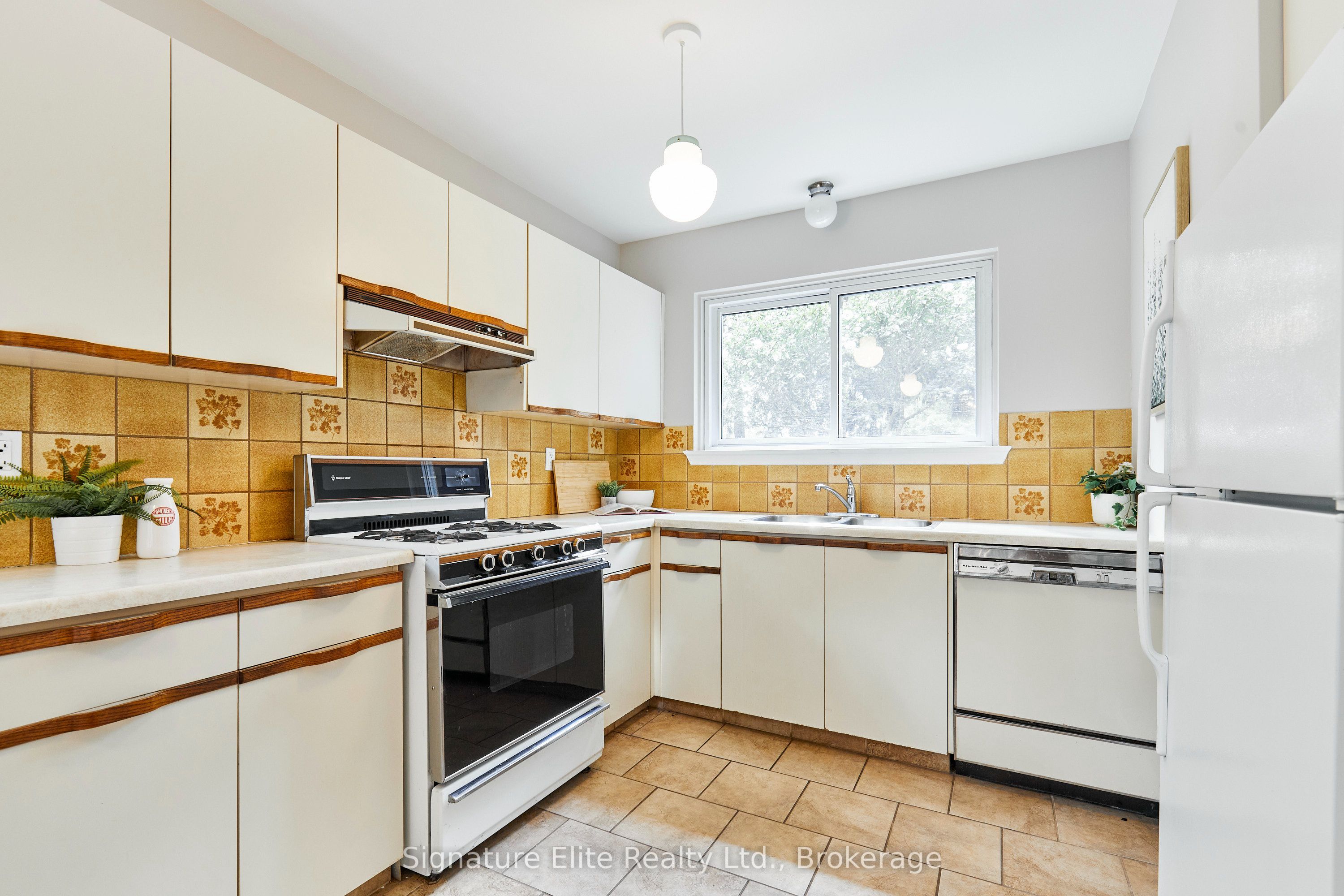 7 Lyncroft Drive Property Photo 20