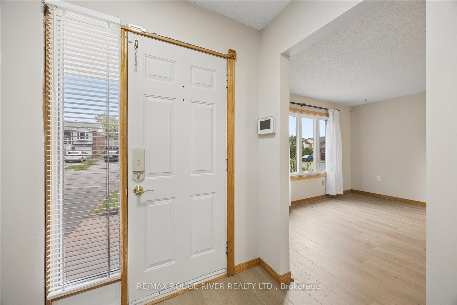 856 Meadowhill Court Main Property Photo 4