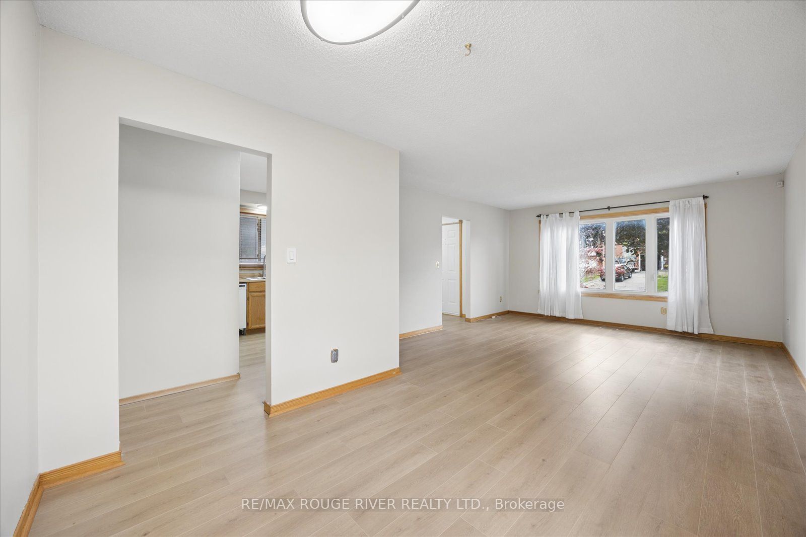 856 Meadowhill Court Main Property Photo 11