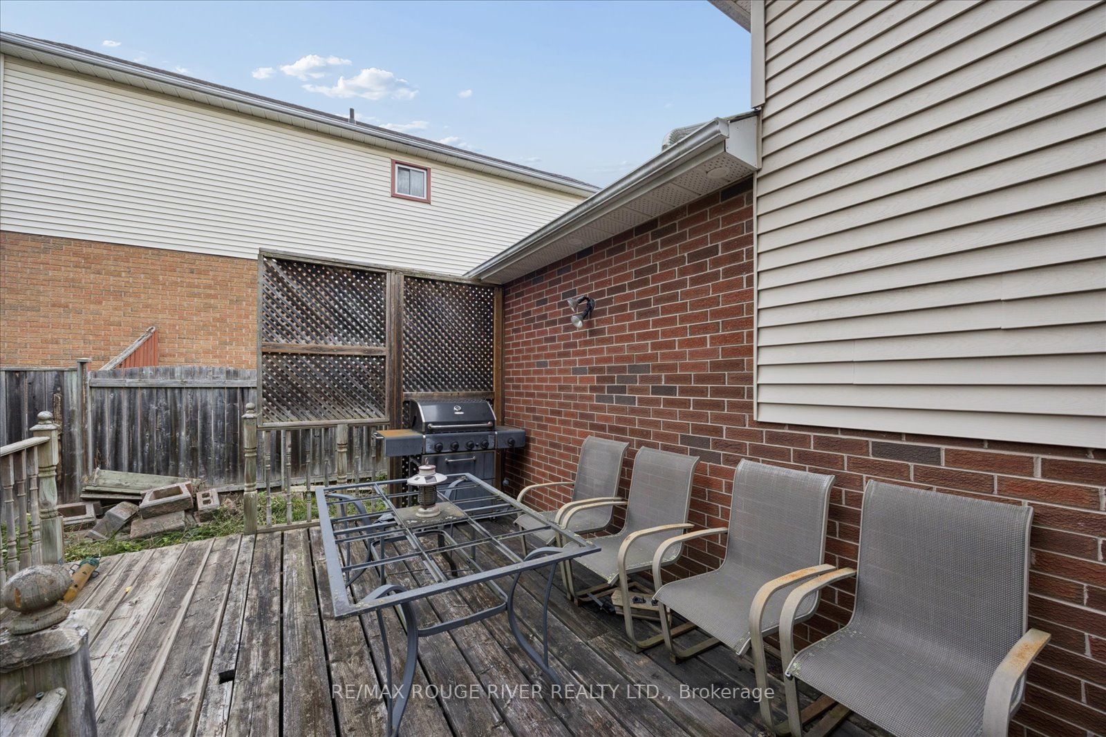 856 Meadowhill Court Main Property Photo 27