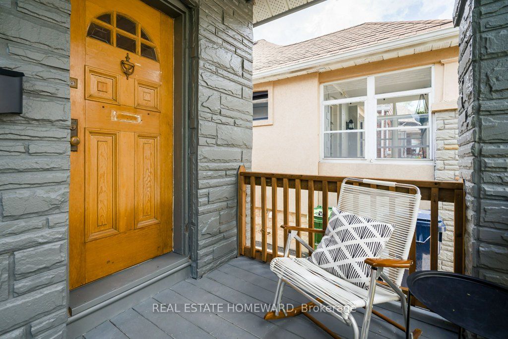 94 Wiley Avenue Property Photo 3