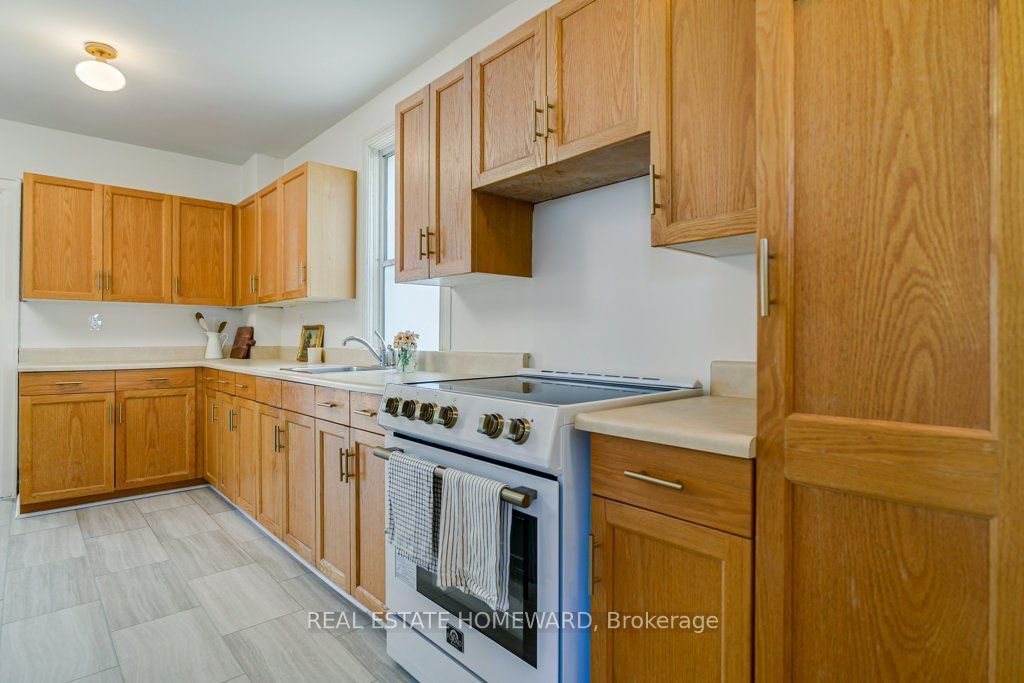 94 Wiley Avenue Property Photo 12