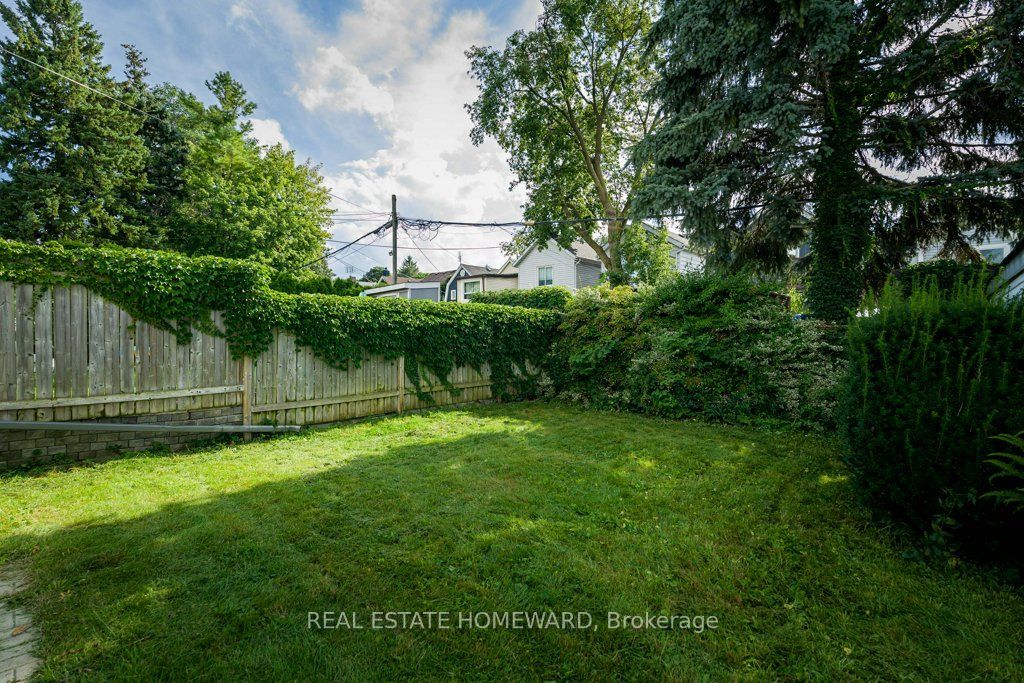94 Wiley Avenue Property Photo 23