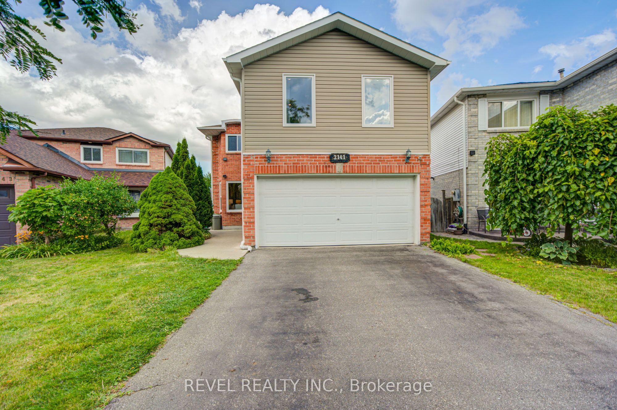 2141 Theoden Court Property Photo 1