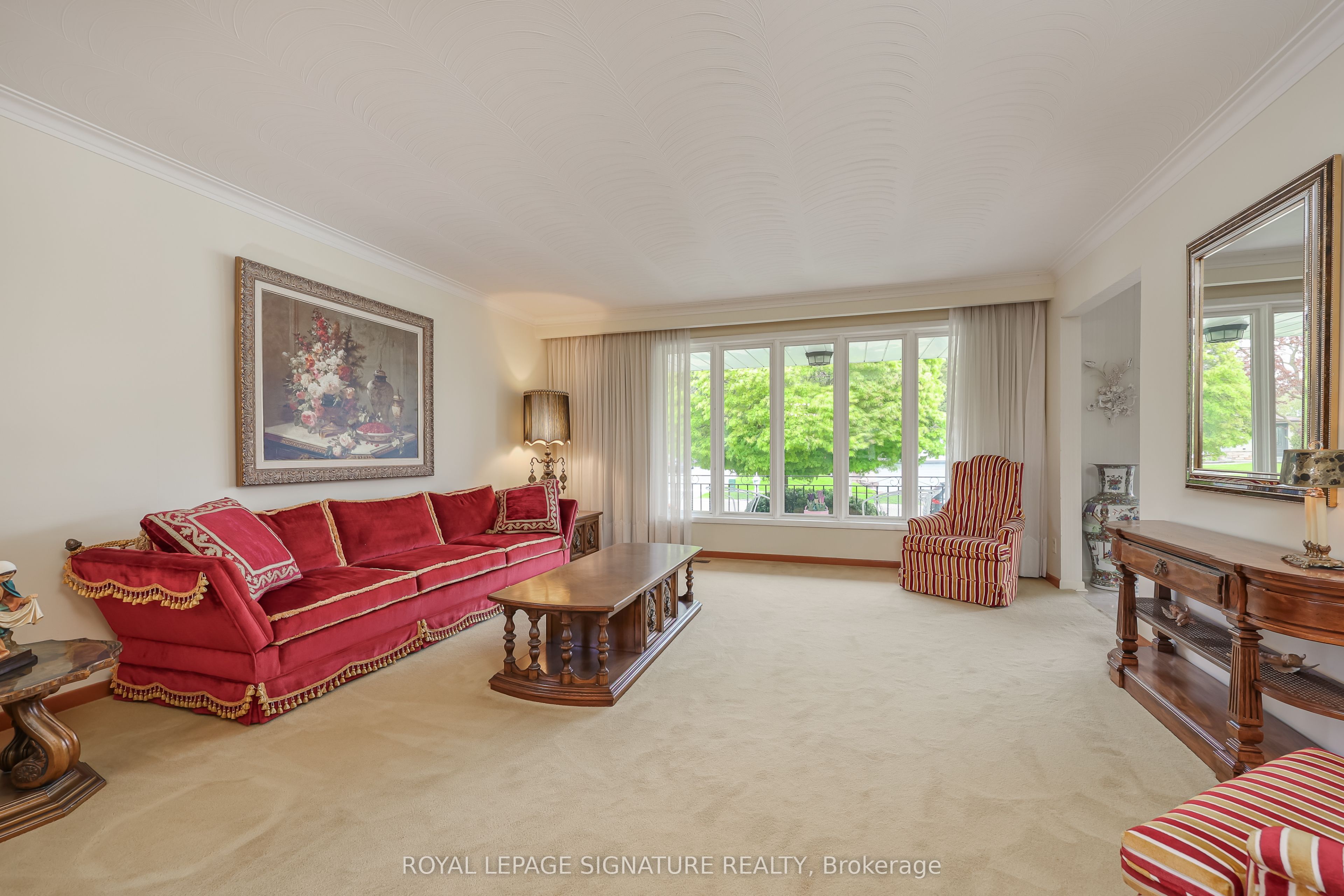 14 Logstone Crescent Property Photo 9