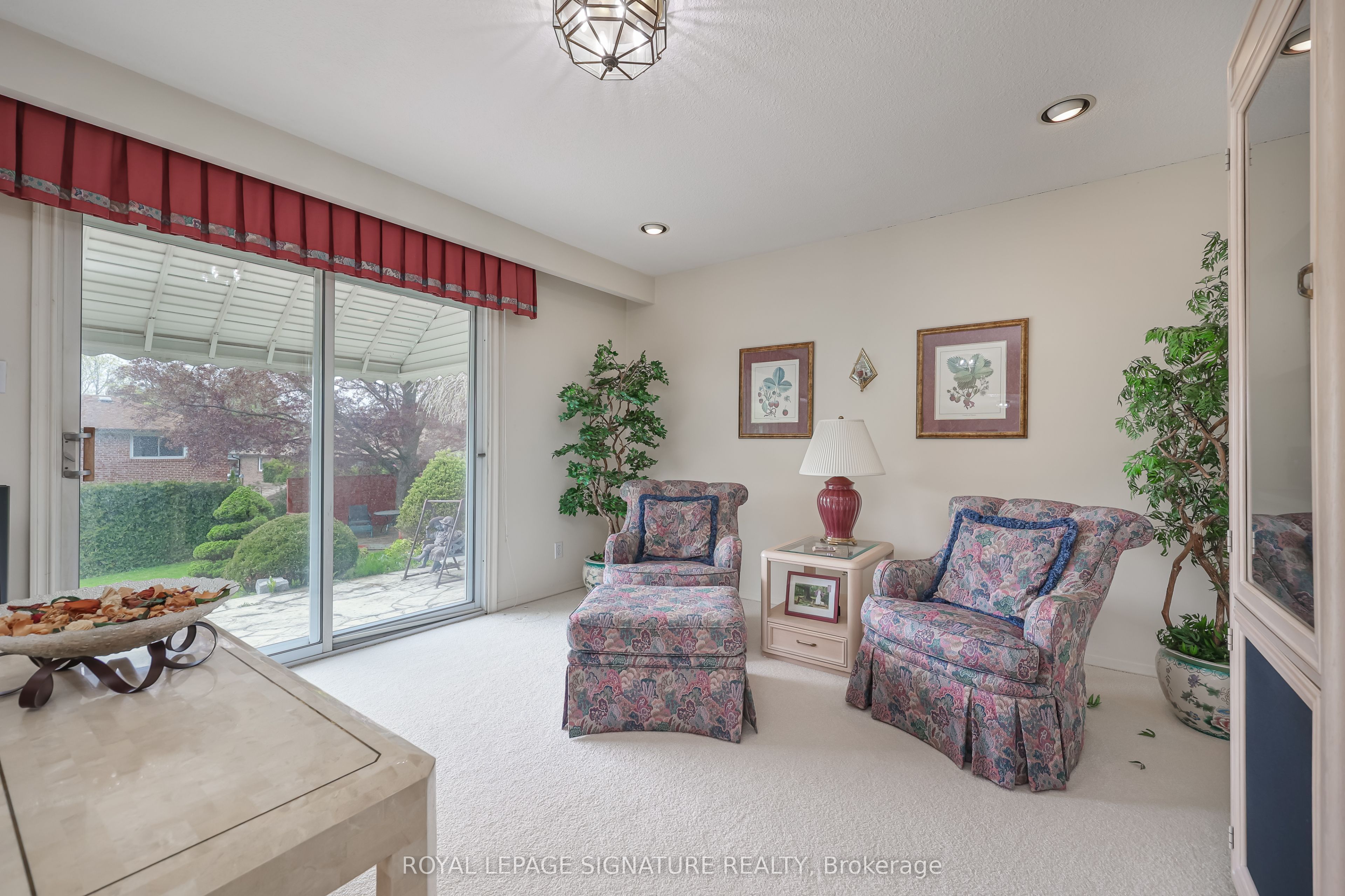 14 Logstone Crescent Property Photo 23