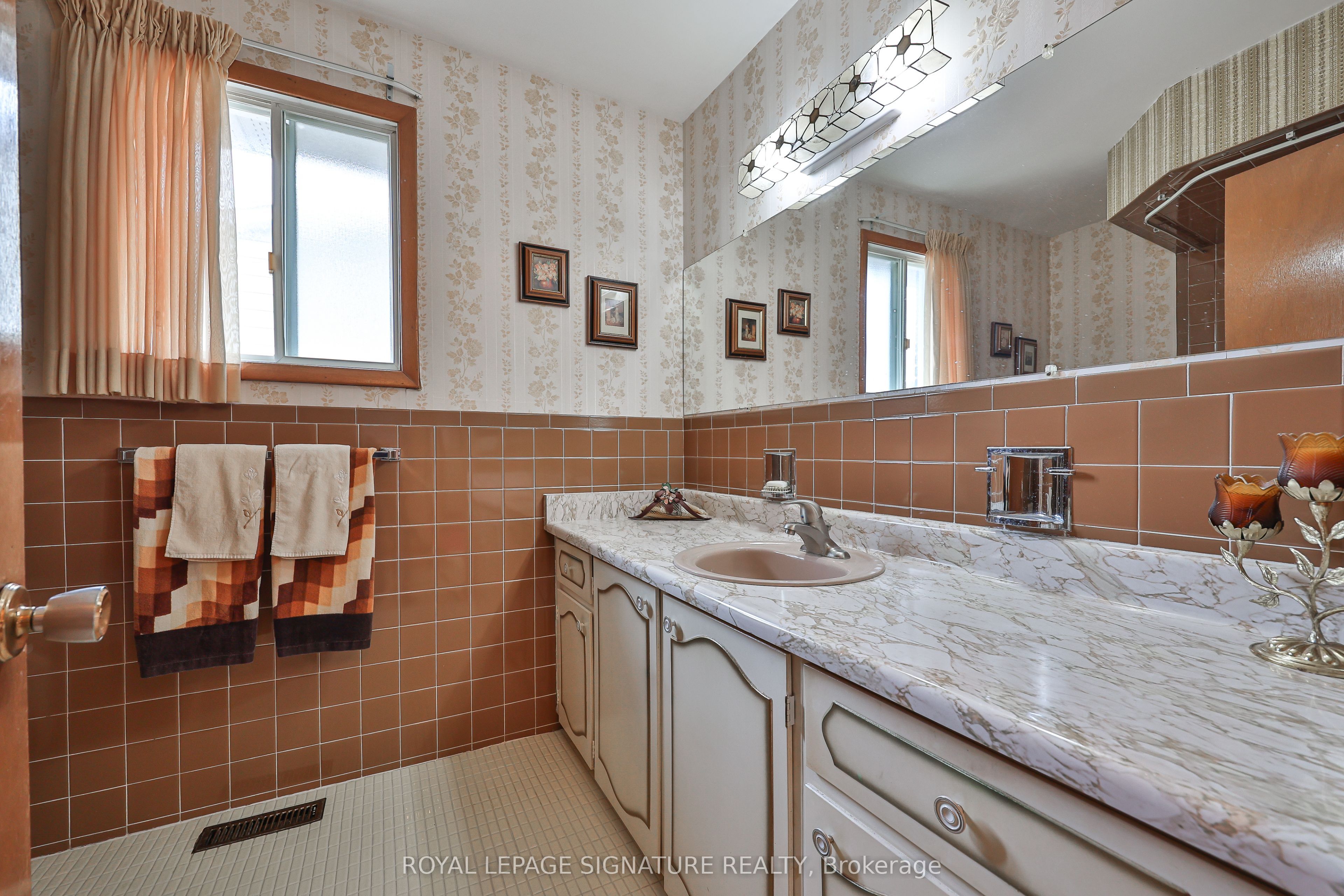 14 Logstone Crescent Property Photo 31