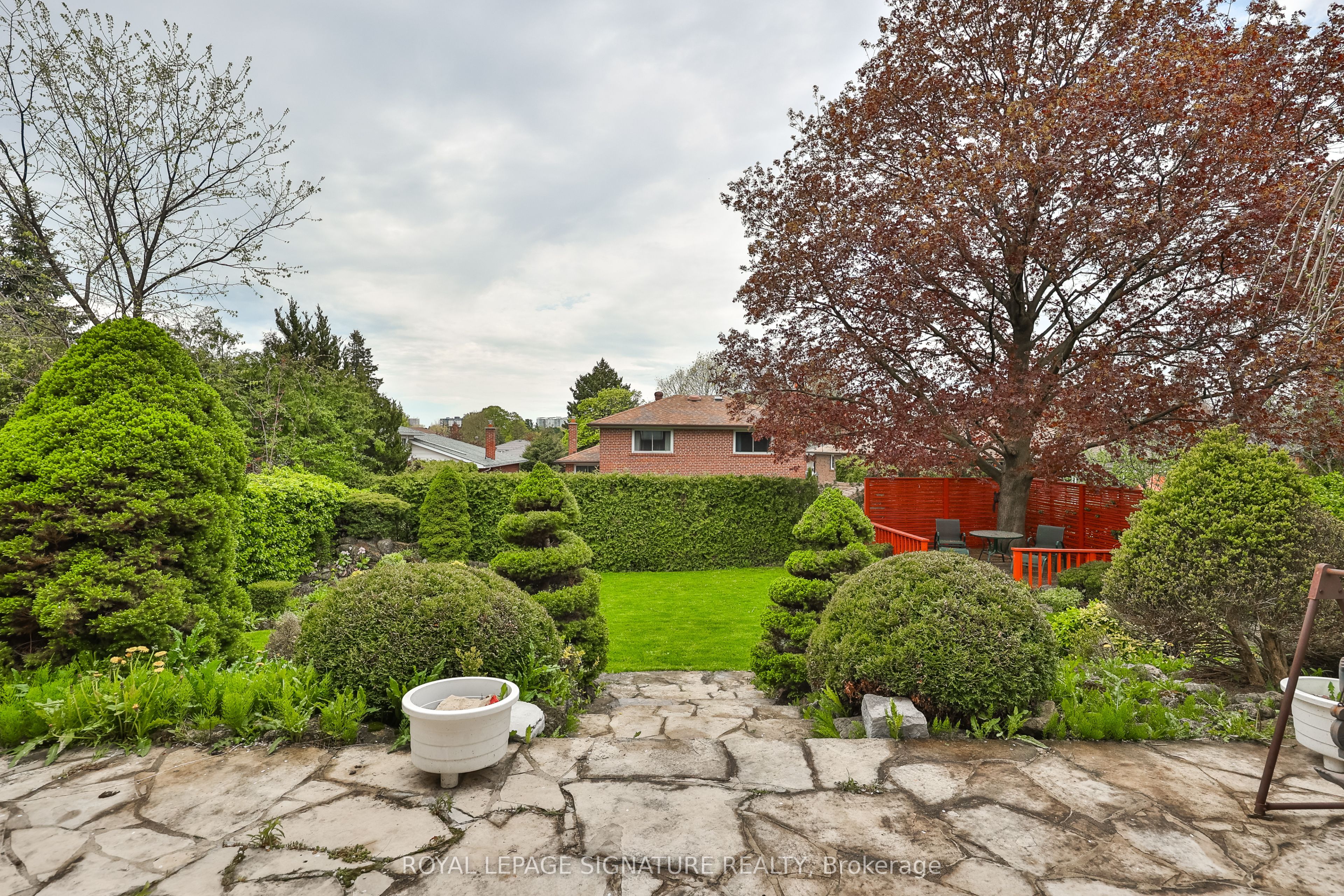 14 Logstone Crescent Property Photo 39