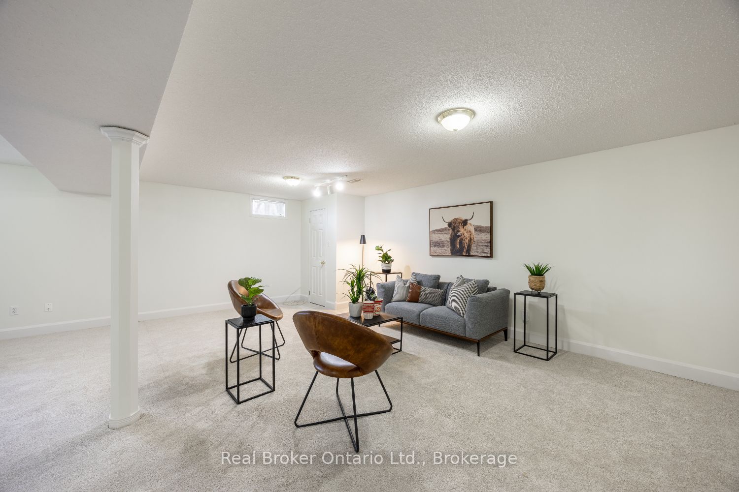 10 Niagara Trail Property Photo 31