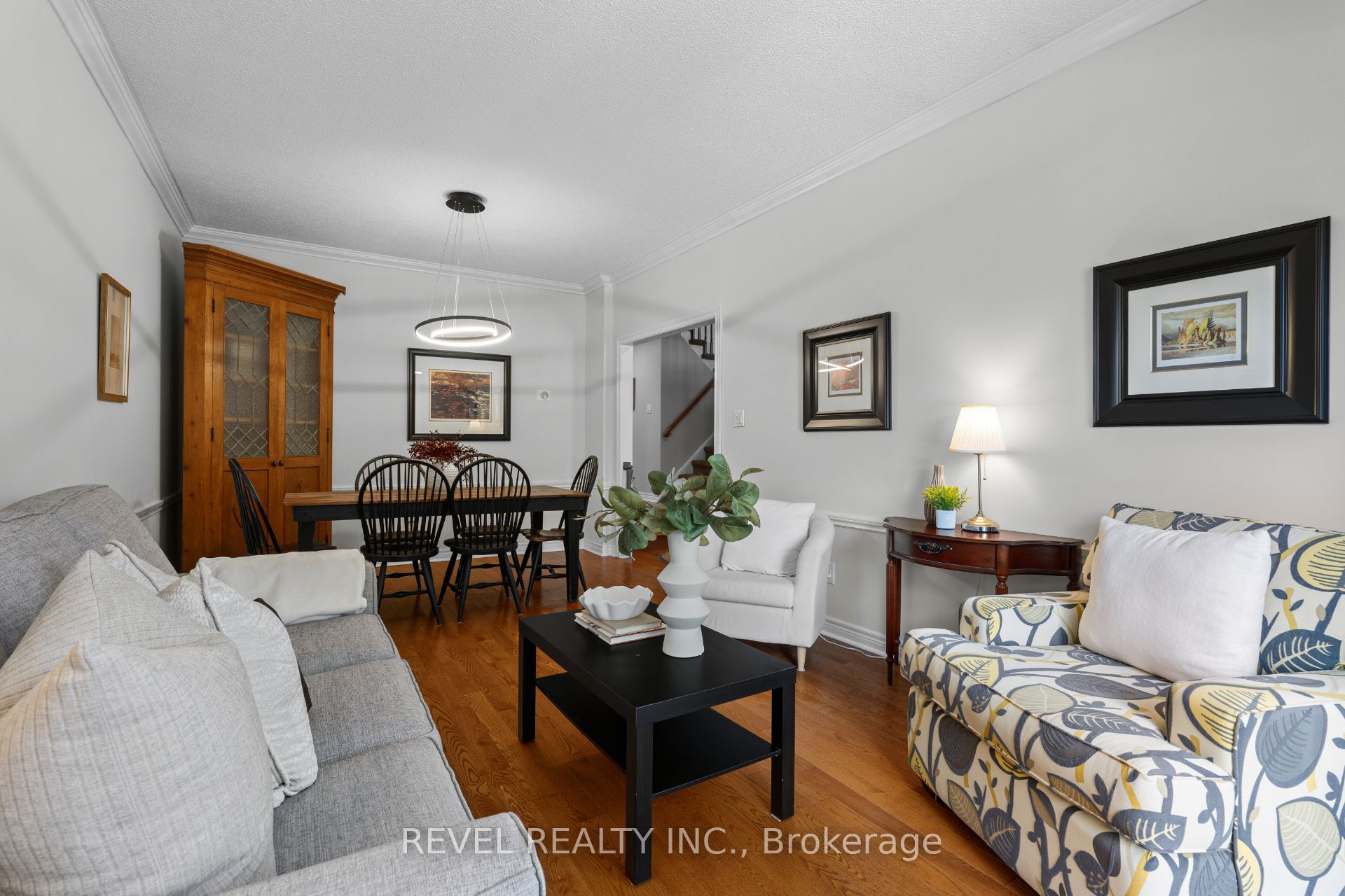 1610 Heathside Crescent Property Photo 5