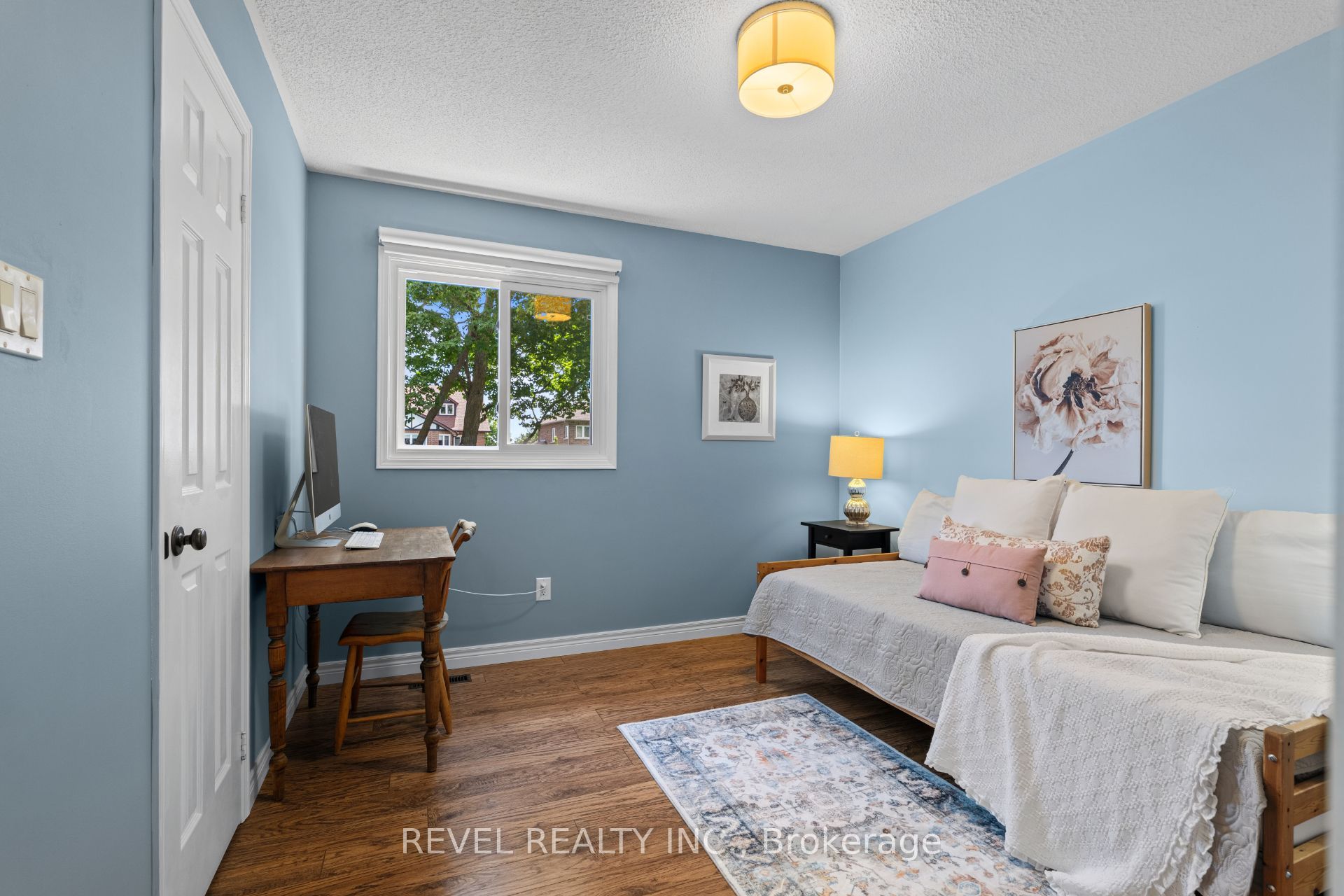 1610 Heathside Crescent Property Photo 29
