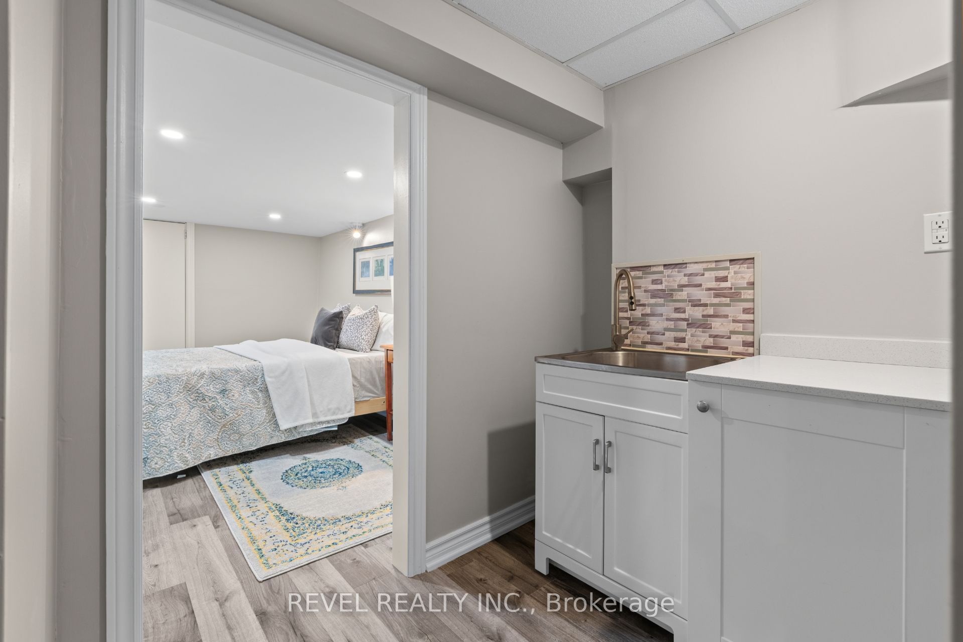 1610 Heathside Crescent Property Photo 35