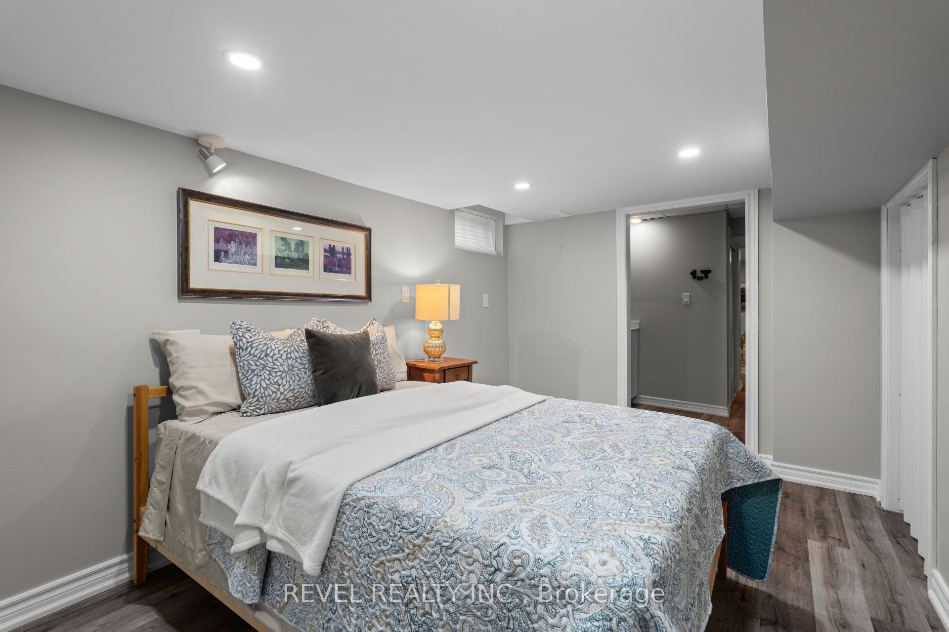1610 Heathside Crescent Property Photo 37